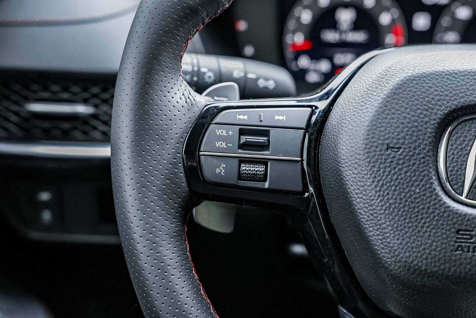 Thumbnail: 2025 Acura ADX - 20