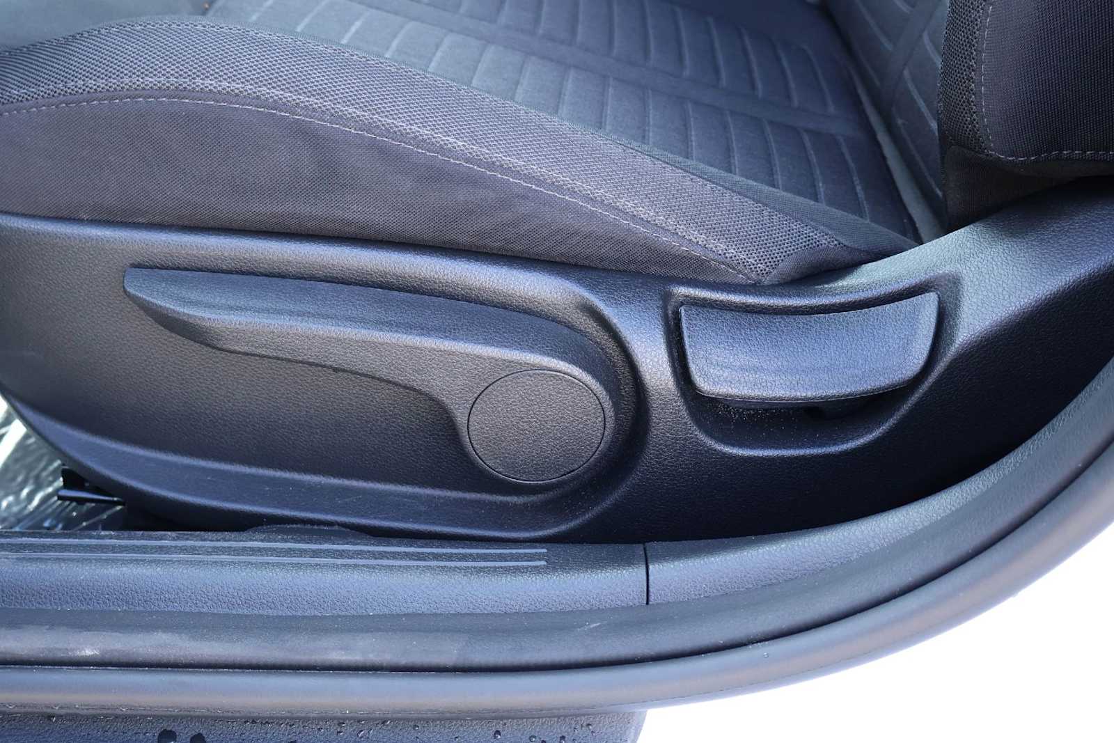 Thumbnail: 2025 Kia K5 - 24