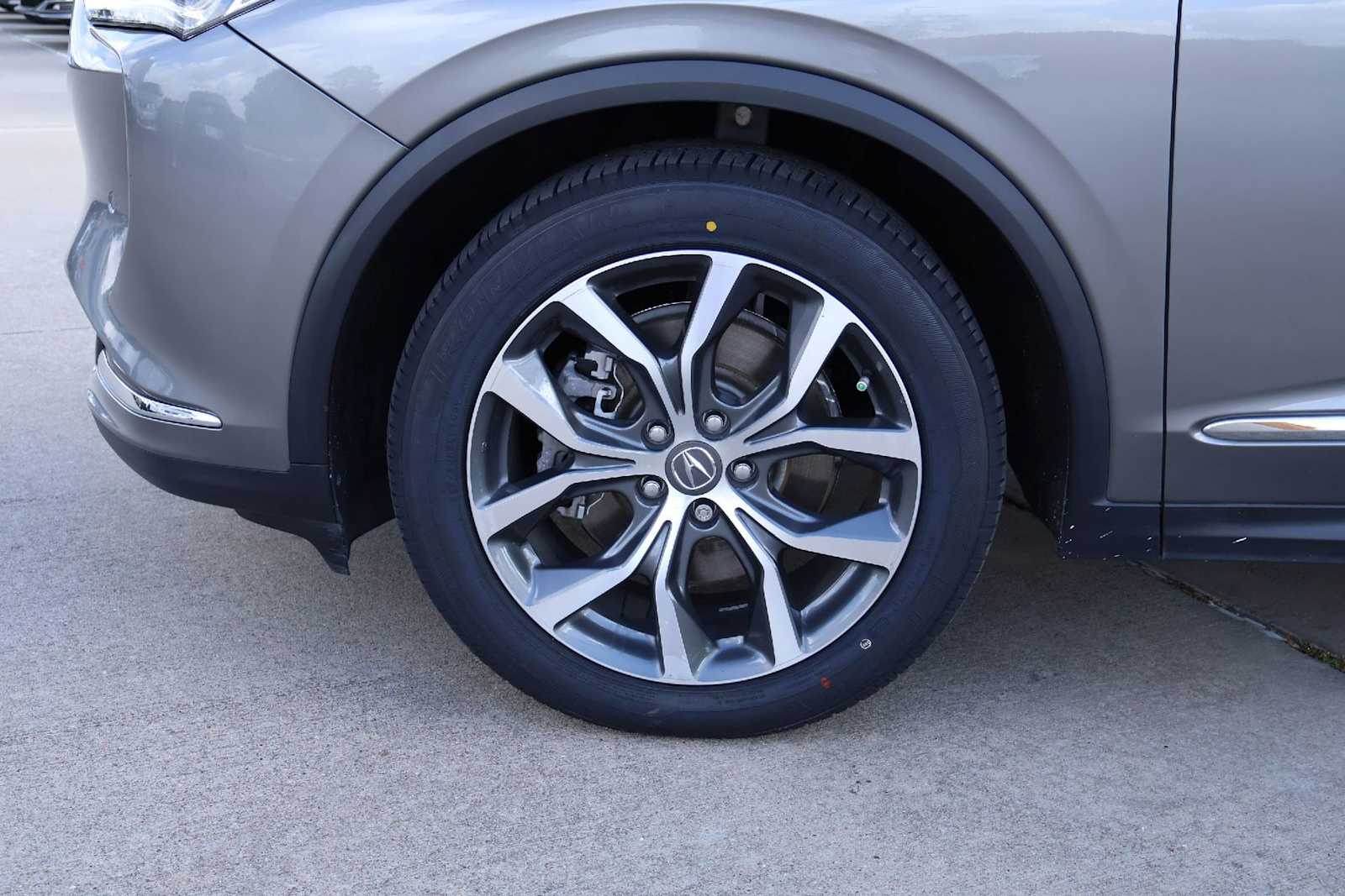 Thumbnail: 2023 Acura MDX - 8