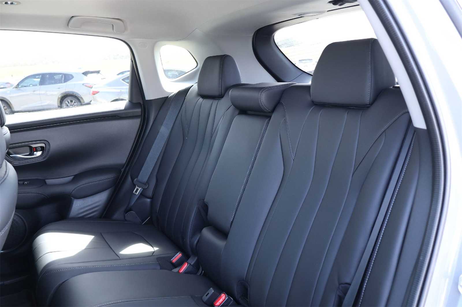 Thumbnail: 2025 Acura ADX - 13