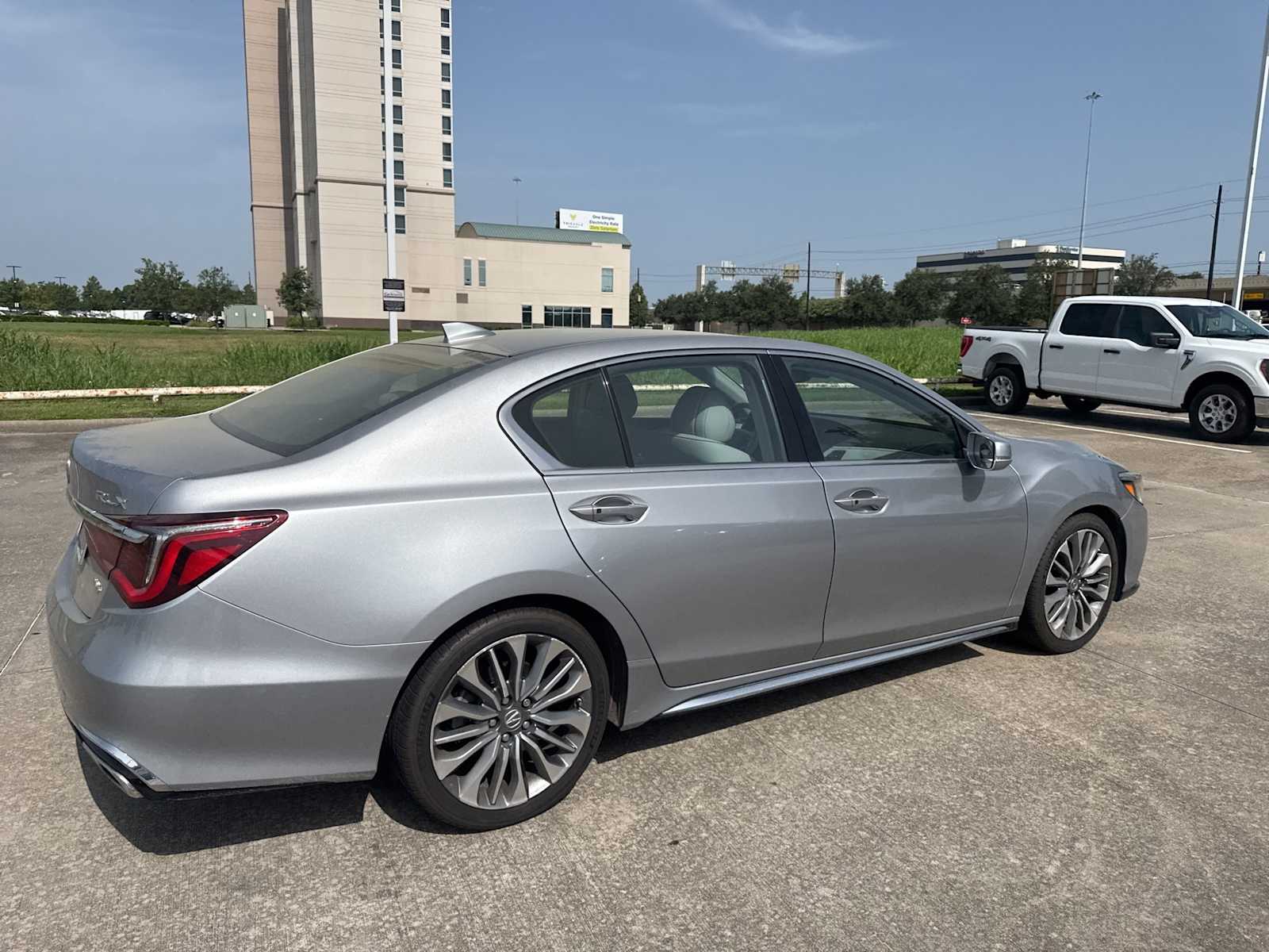 Thumbnail: 2018 Acura RLX - 4