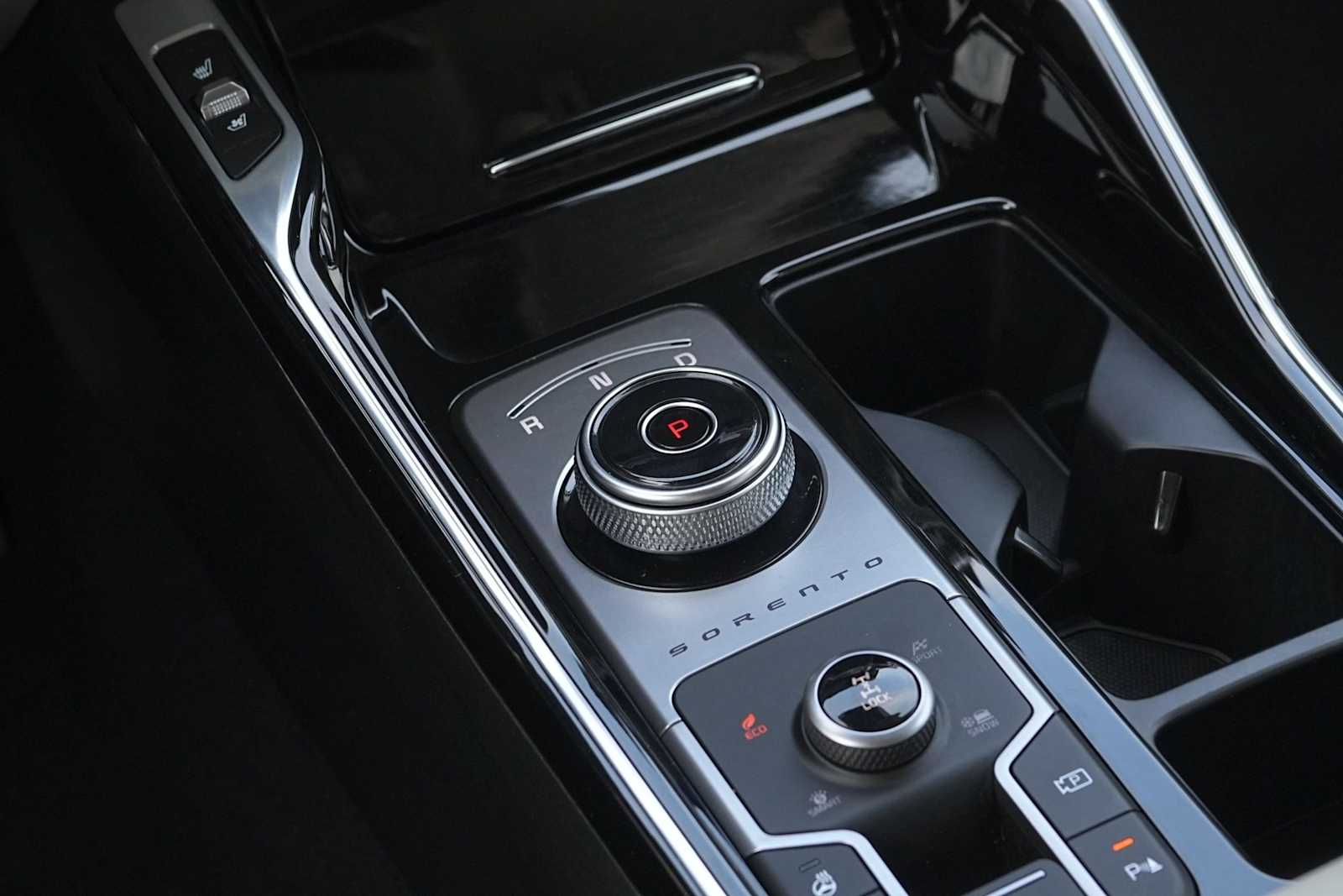 Thumbnail: 2023 Kia Sorento - 20