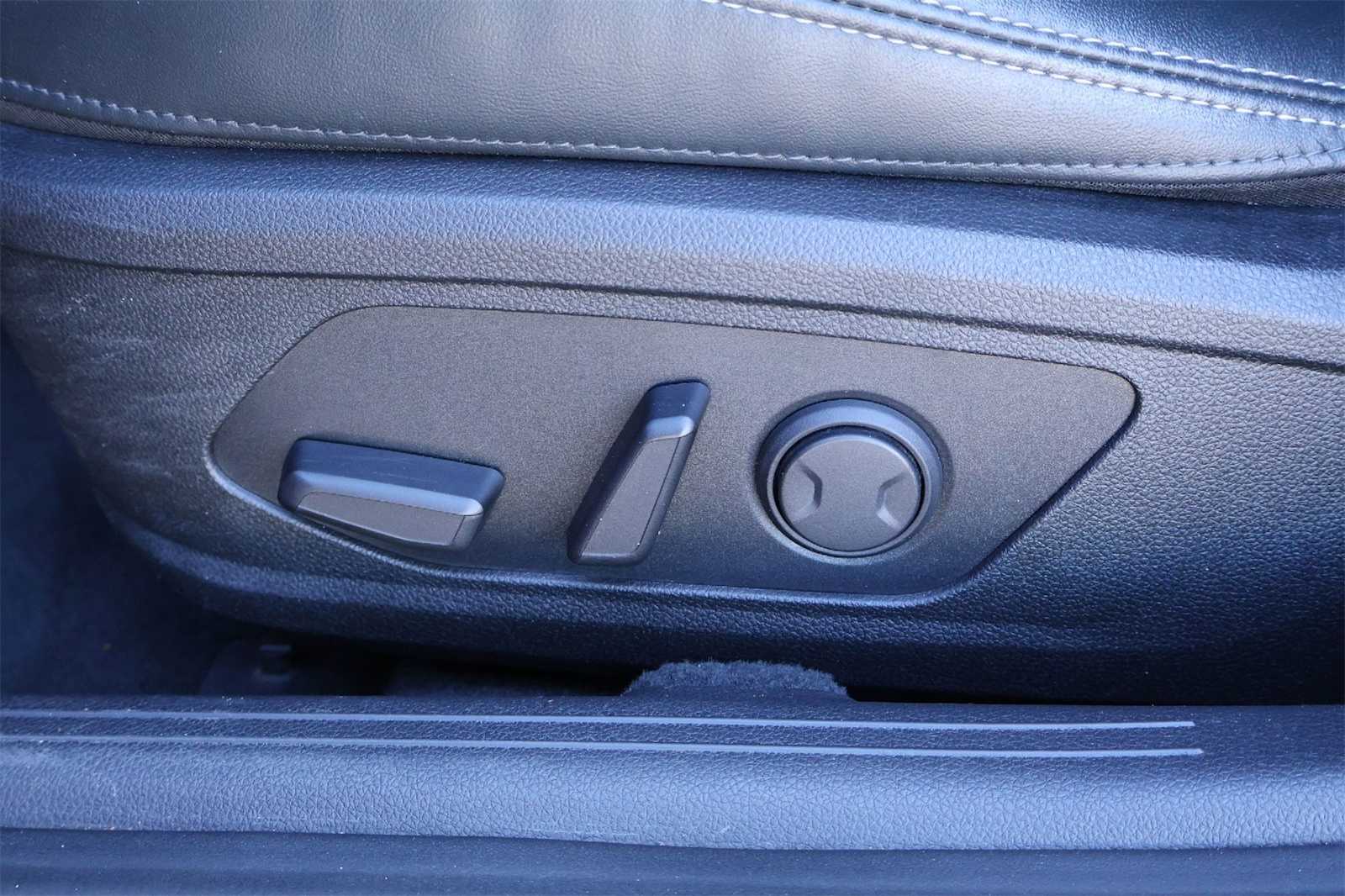 Thumbnail: 2022 Kia K5 - 24