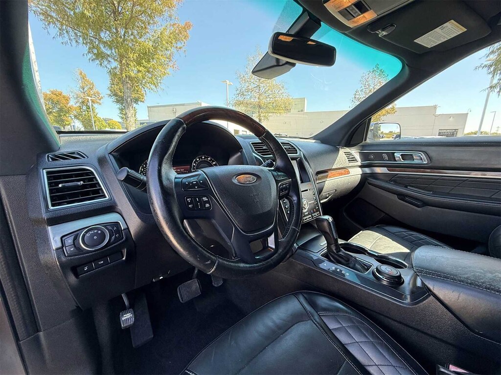 Used 2016 Ford Explorer Platinum SUV
