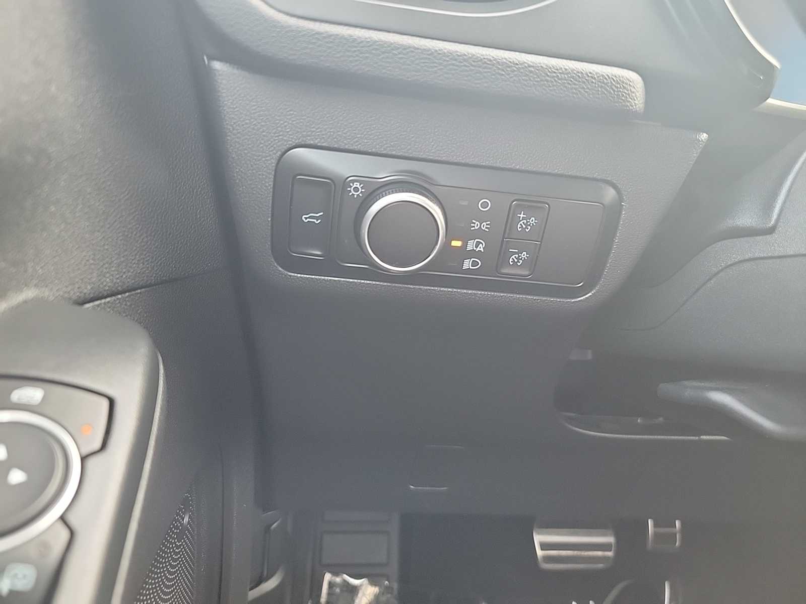 Thumbnail: 2024 Ford Escape - 18