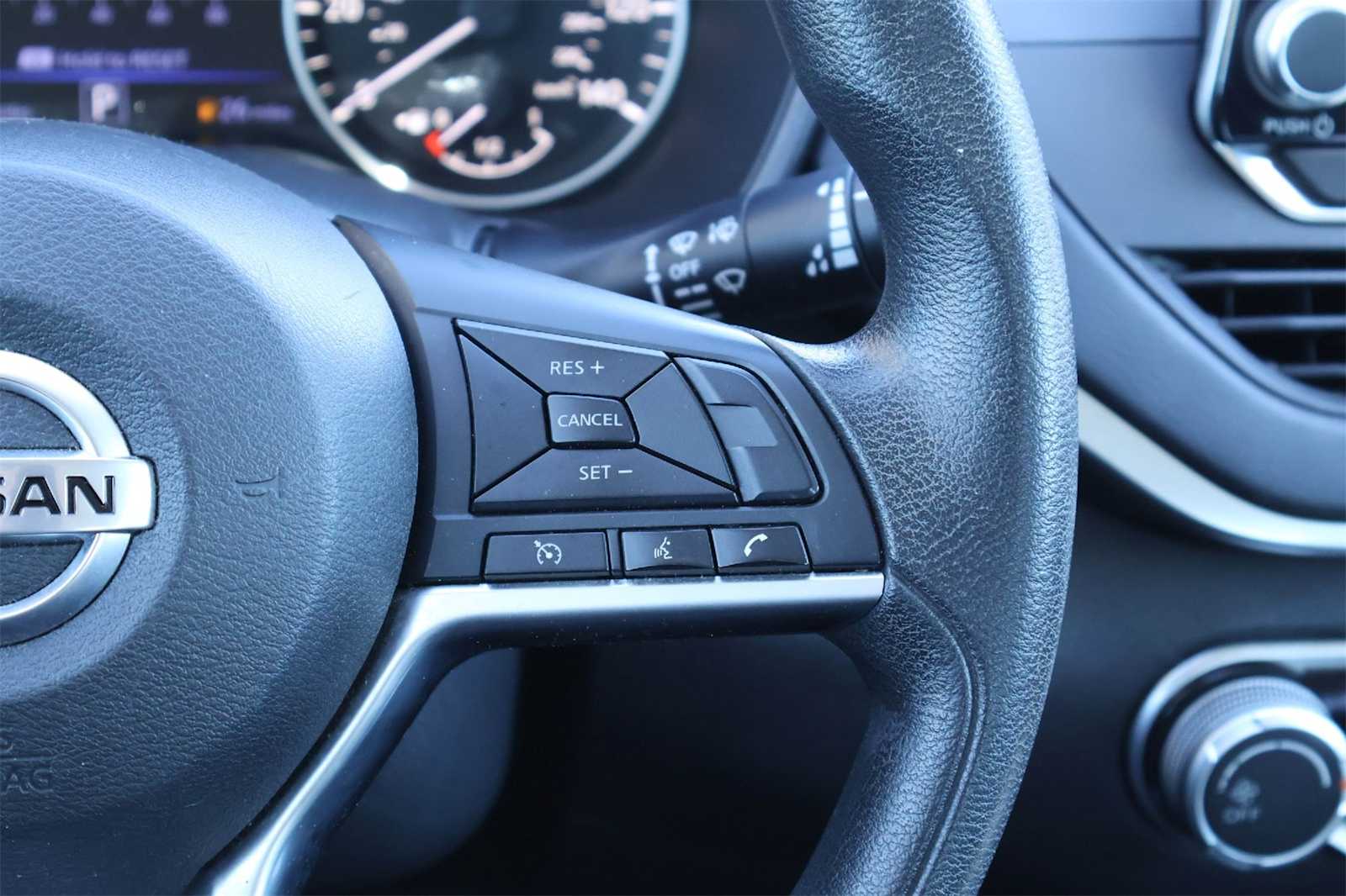 Thumbnail: 2020 Nissan Altima - 23