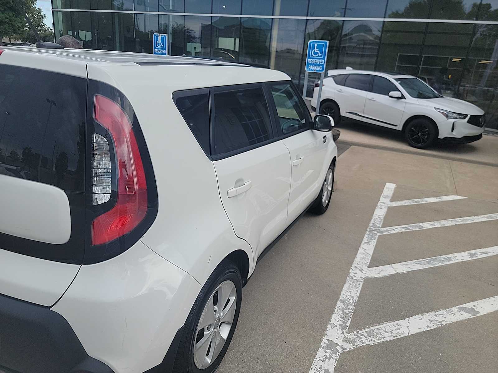 Thumbnail: 2015 Kia Soul - 4