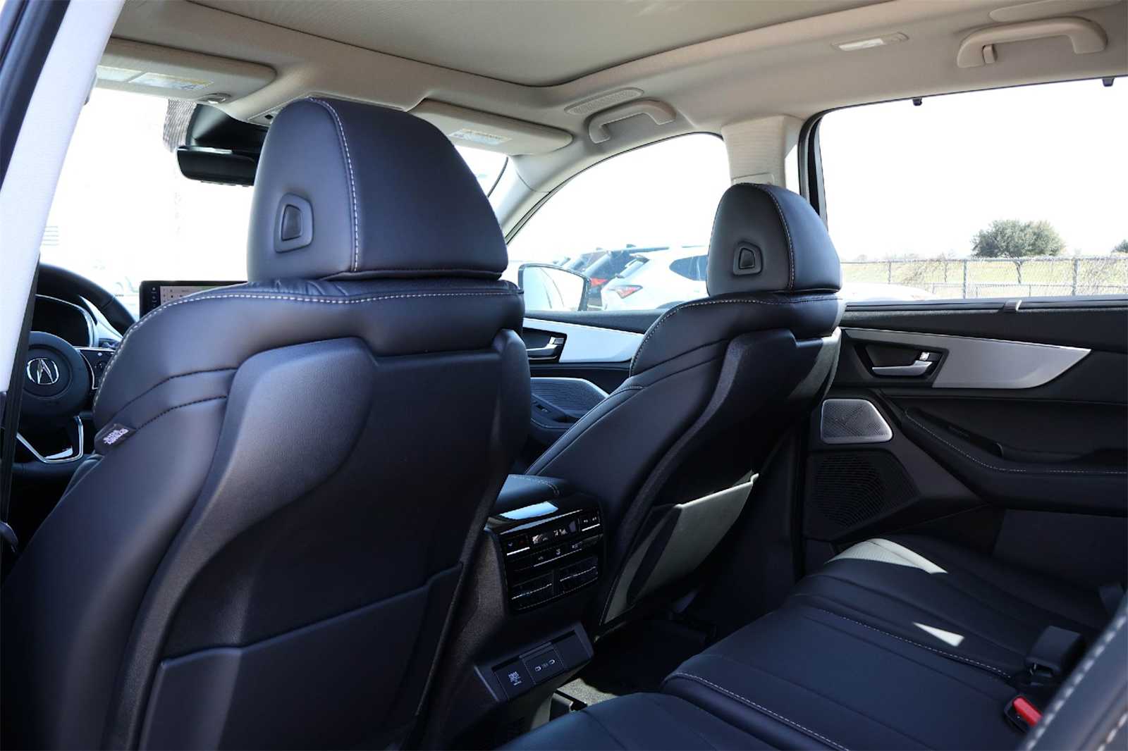 Thumbnail: 2026 Acura MDX - 12