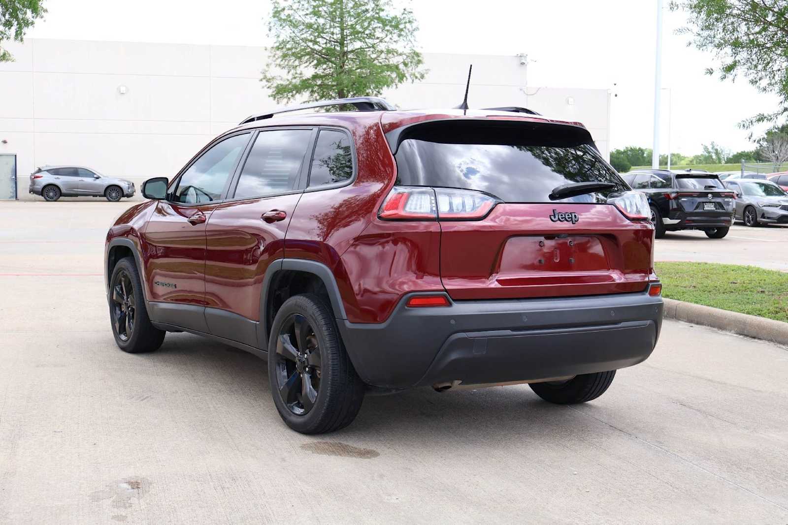 Thumbnail: 2021 Jeep Cherokee - 4