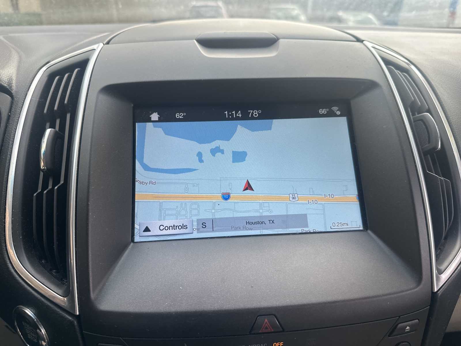 Thumbnail: 2017 Ford Edge - 14