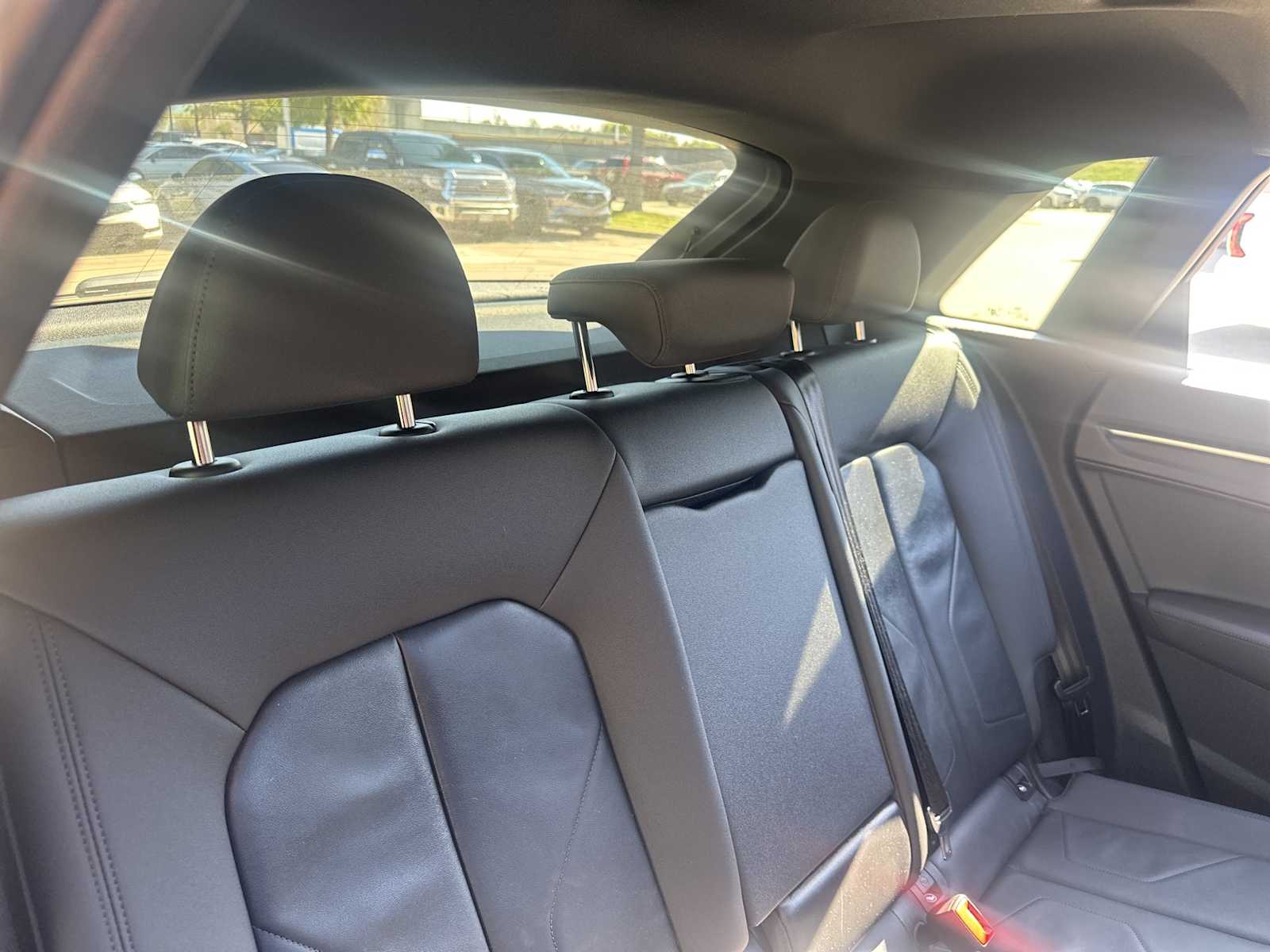 Thumbnail: 2022 Audi Q3 - 11