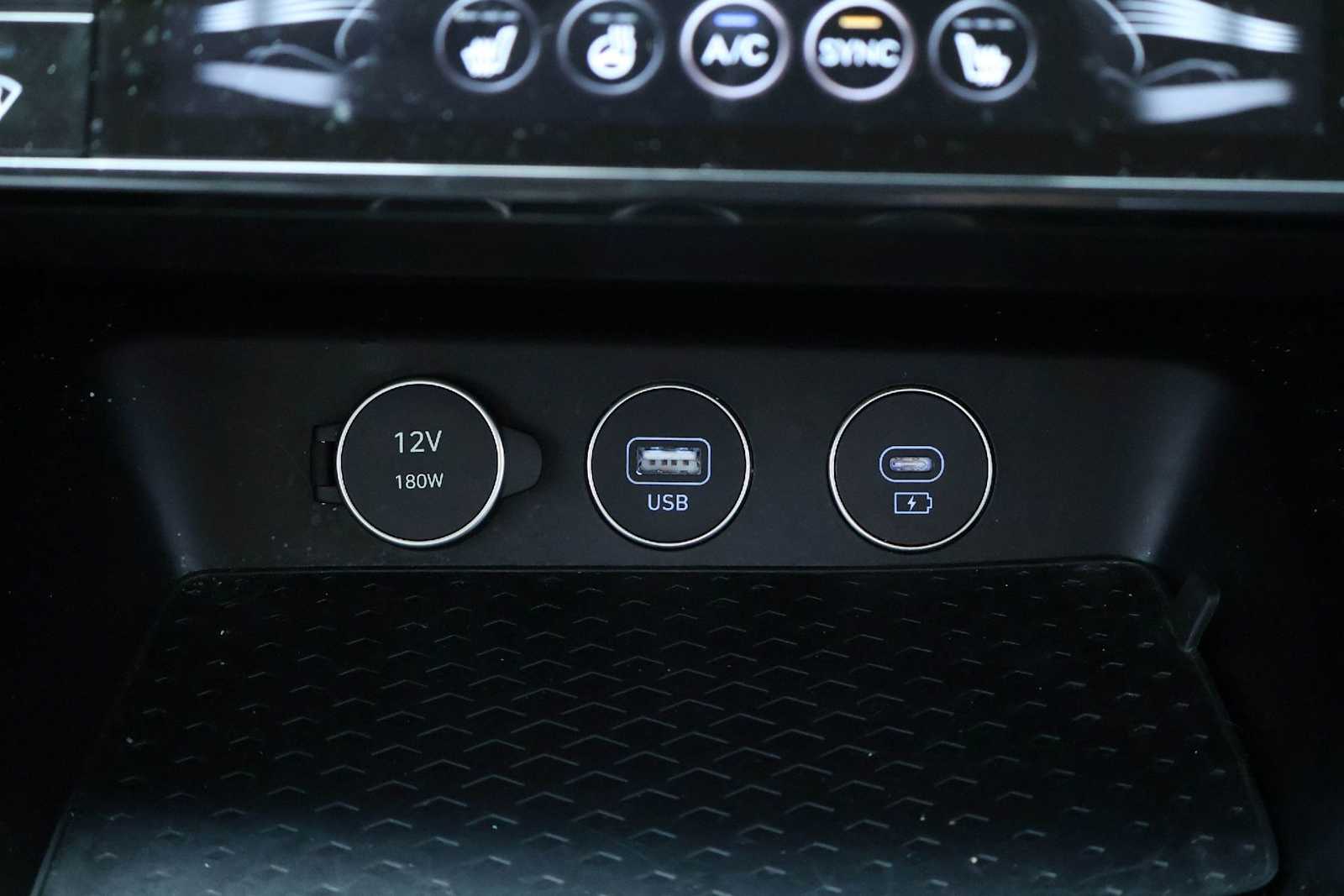 Thumbnail: 2025 Genesis G70 - 27