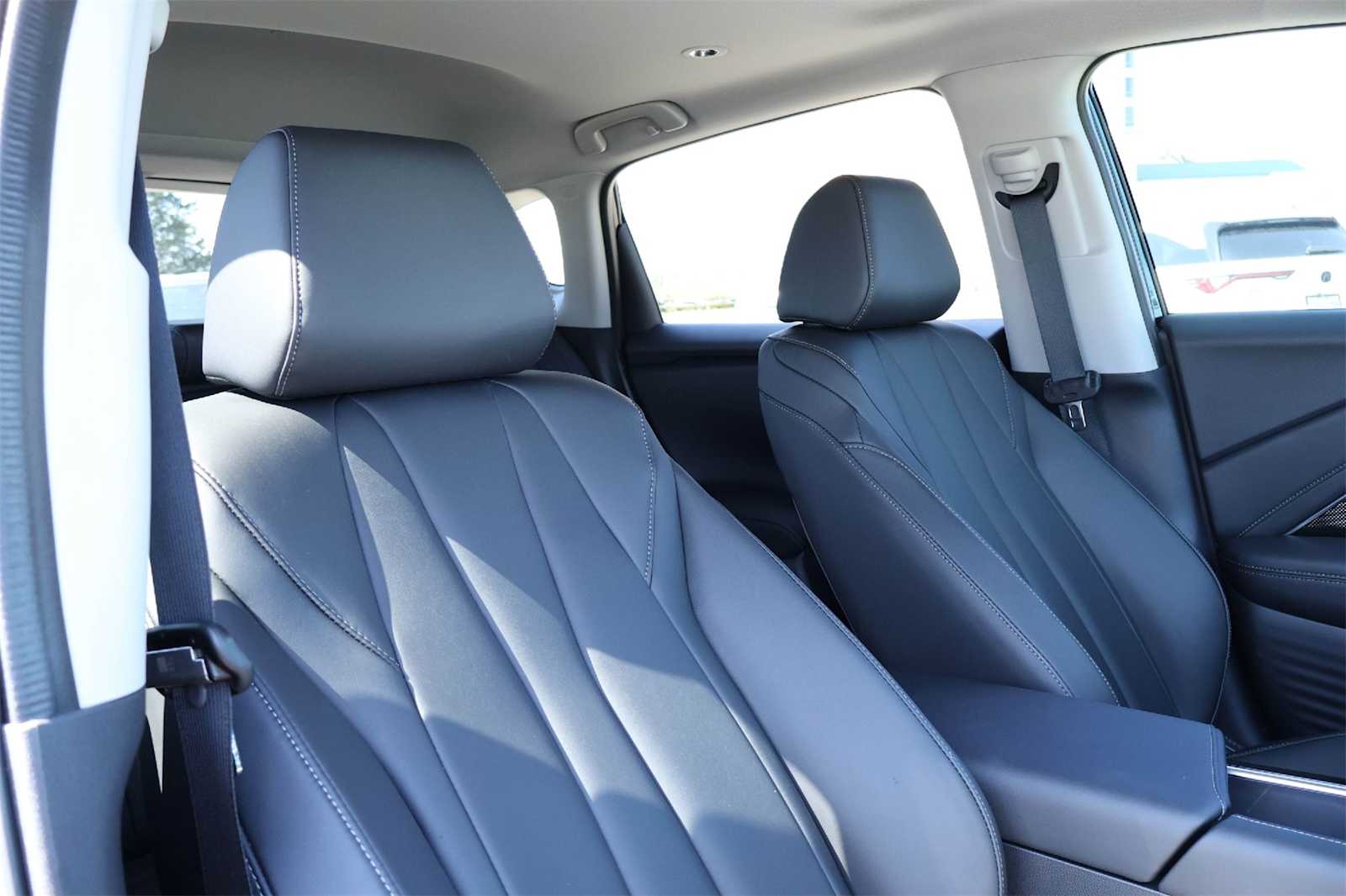 Thumbnail: 2025 Acura ADX - 14