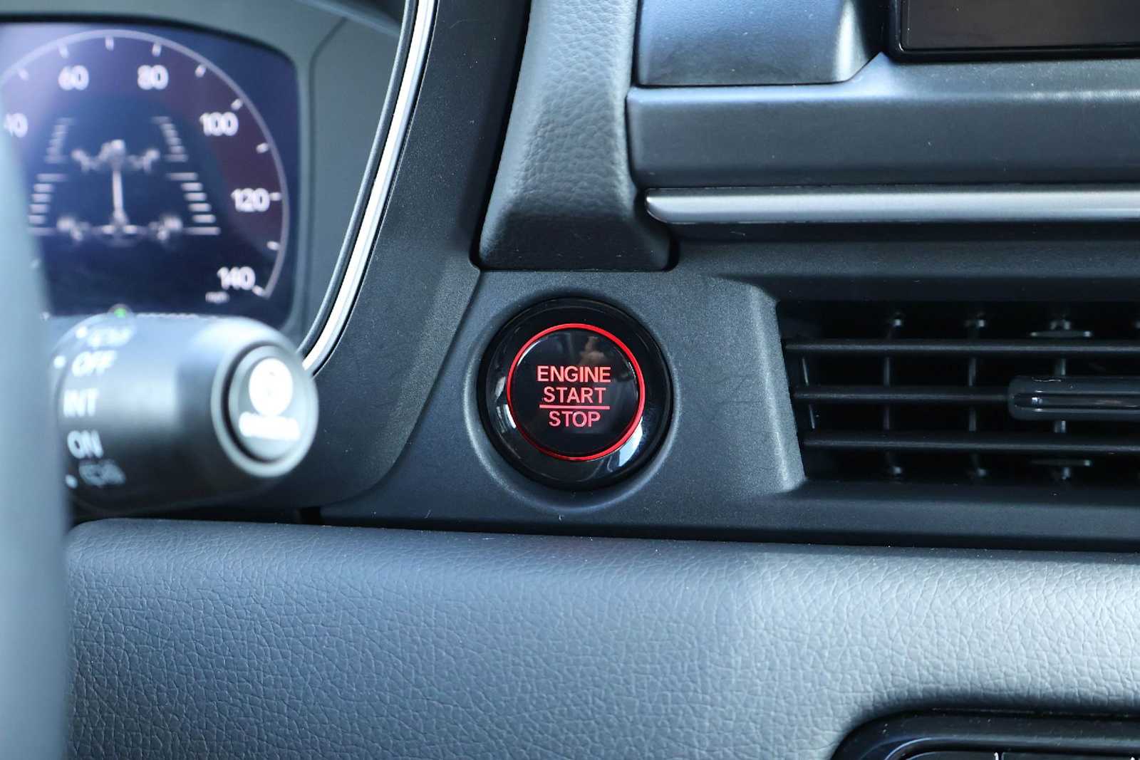 Thumbnail: 2024 Honda Pilot - 25