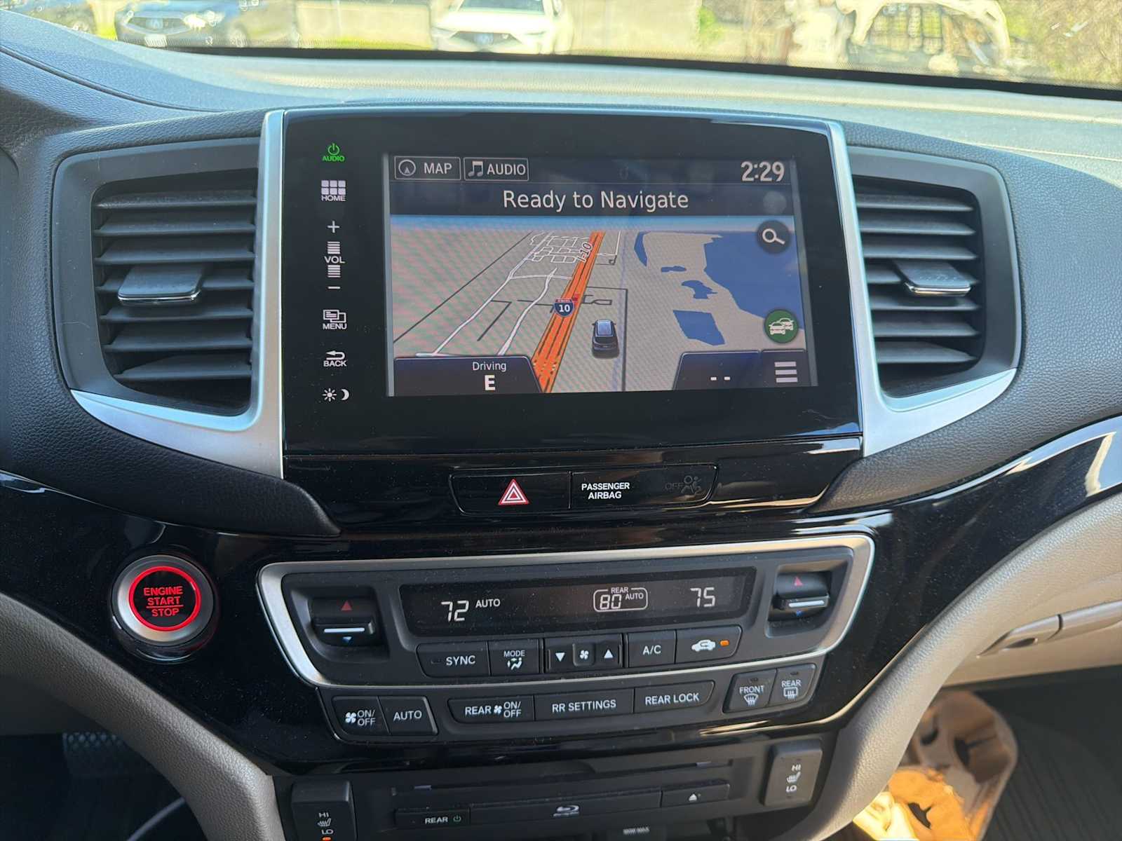 Thumbnail: 2016 Honda Pilot - 11