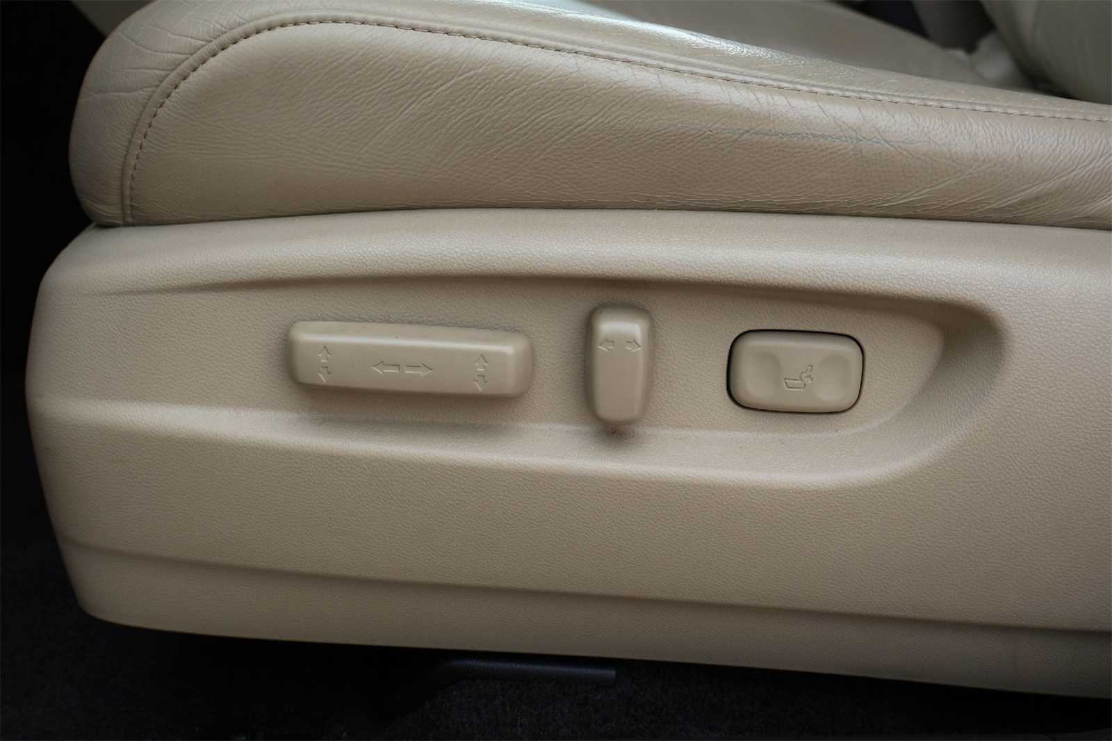 Thumbnail: 2017 Acura MDX - 24