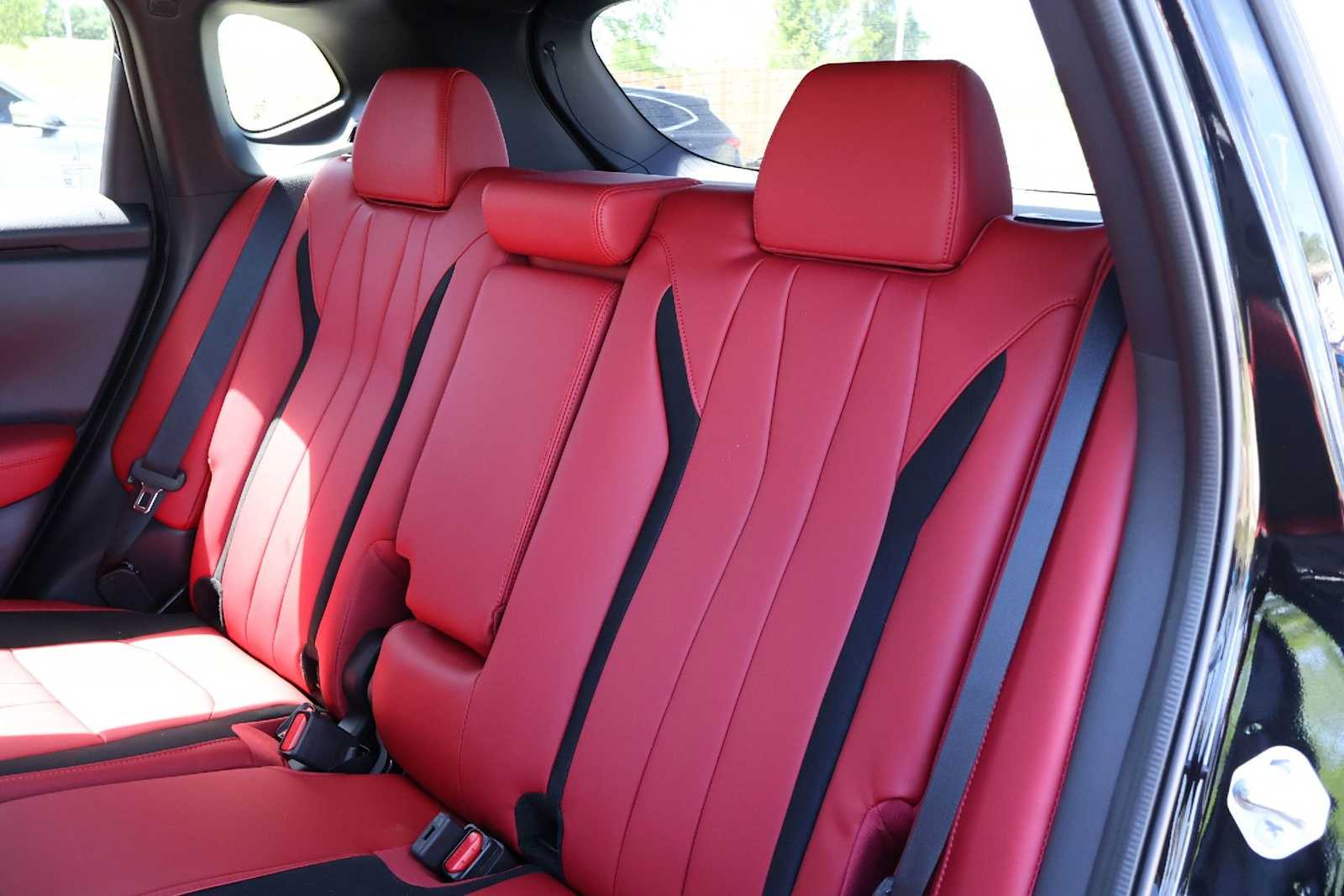 Thumbnail: 2025 Acura ADX - 13