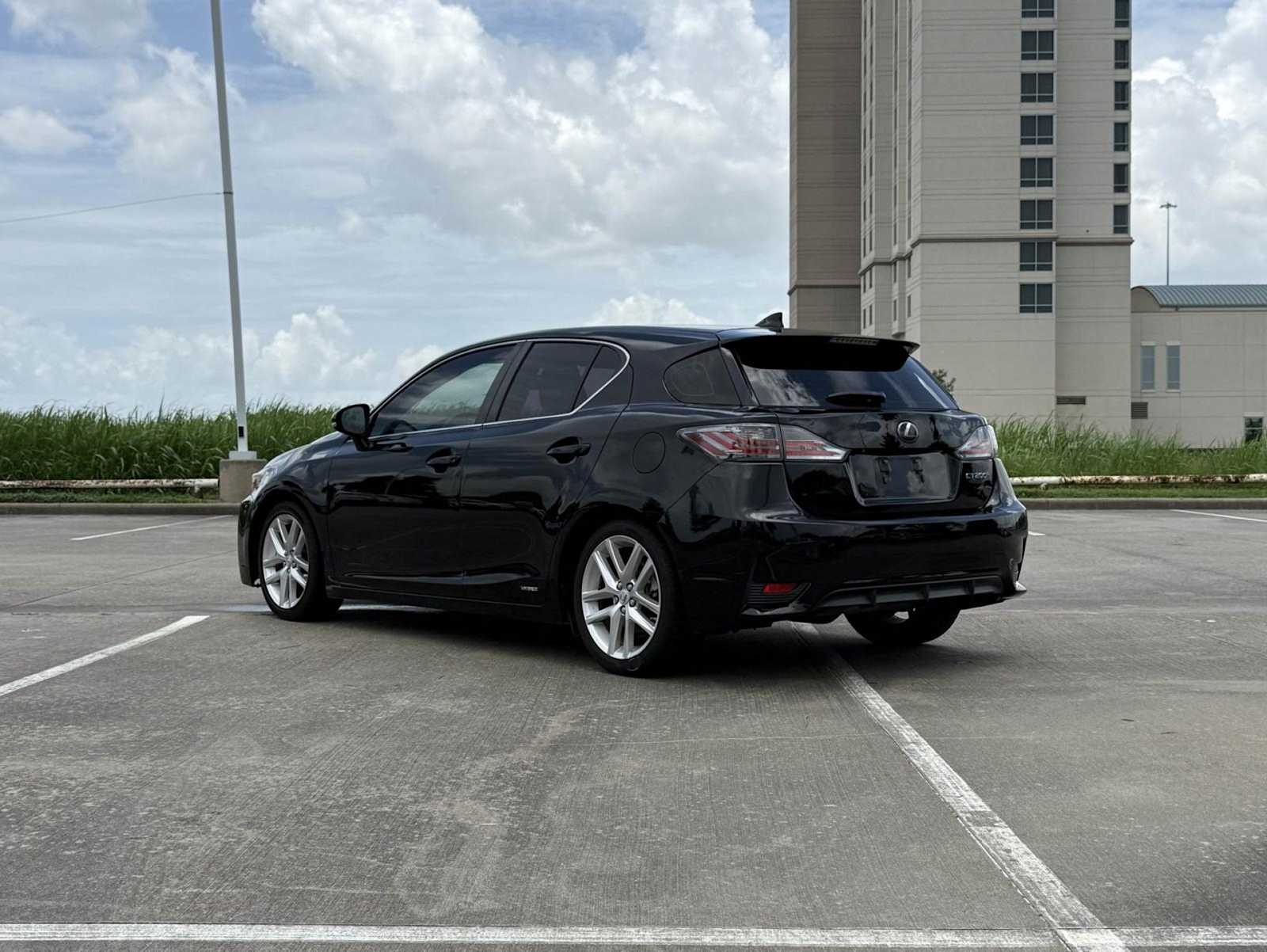 Thumbnail: 2015 Lexus CT - 4