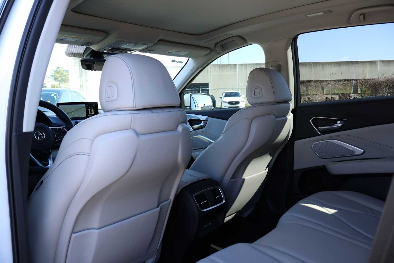 Thumbnail: 2026 Acura RDX - 12