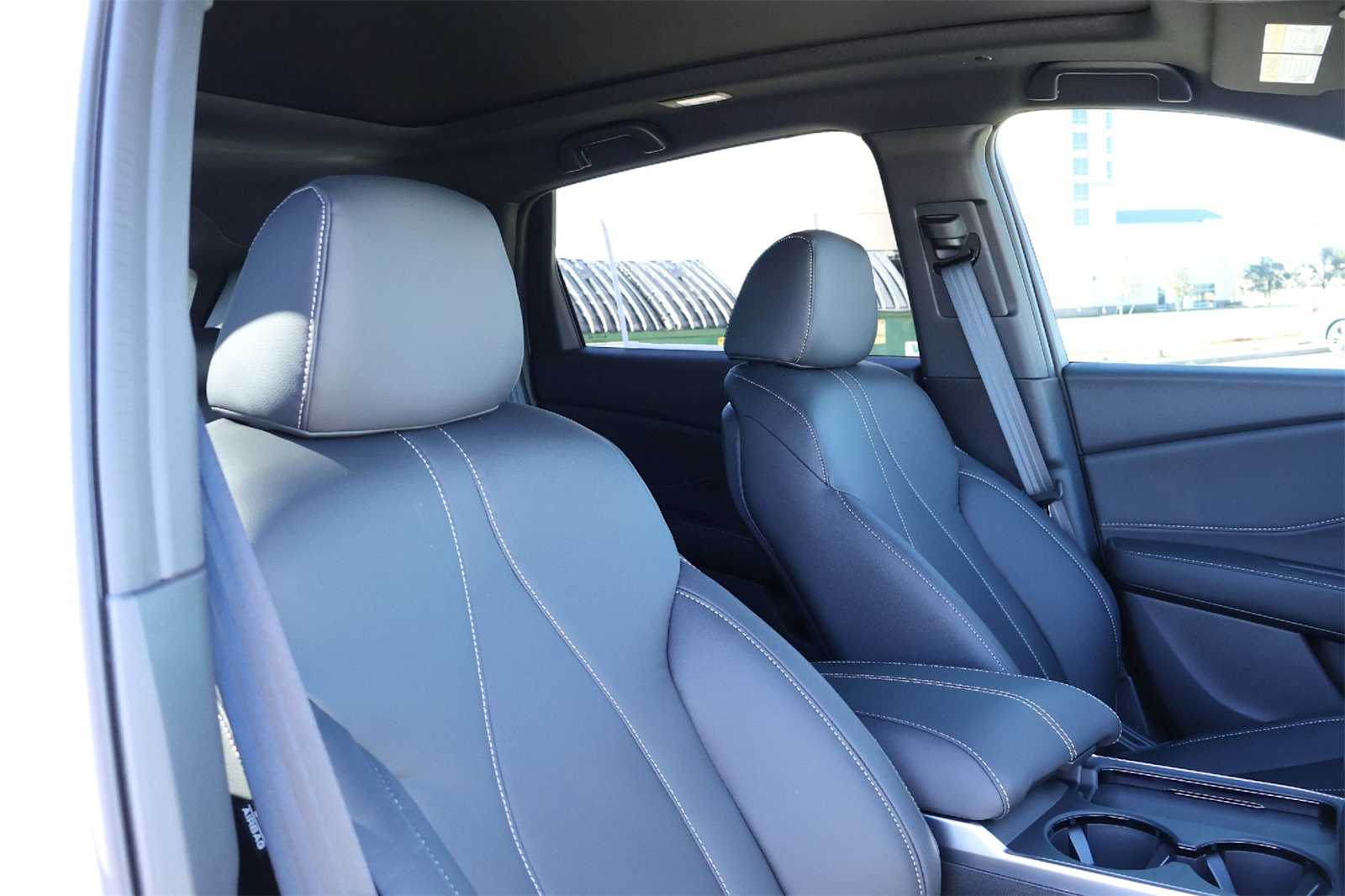 Thumbnail: 2026 Acura RDX - 14