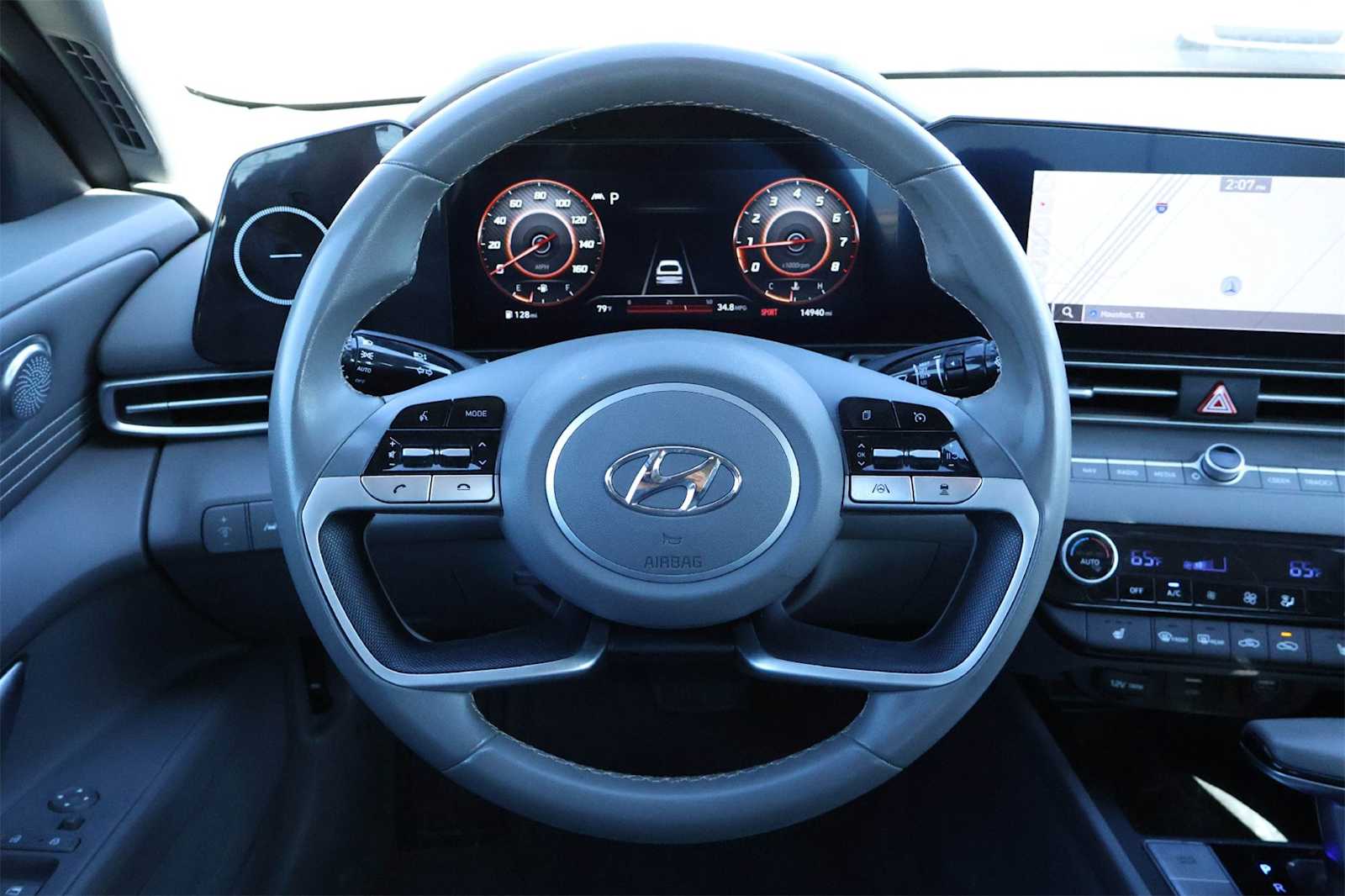 Thumbnail: 2023 Hyundai Elantra - 15