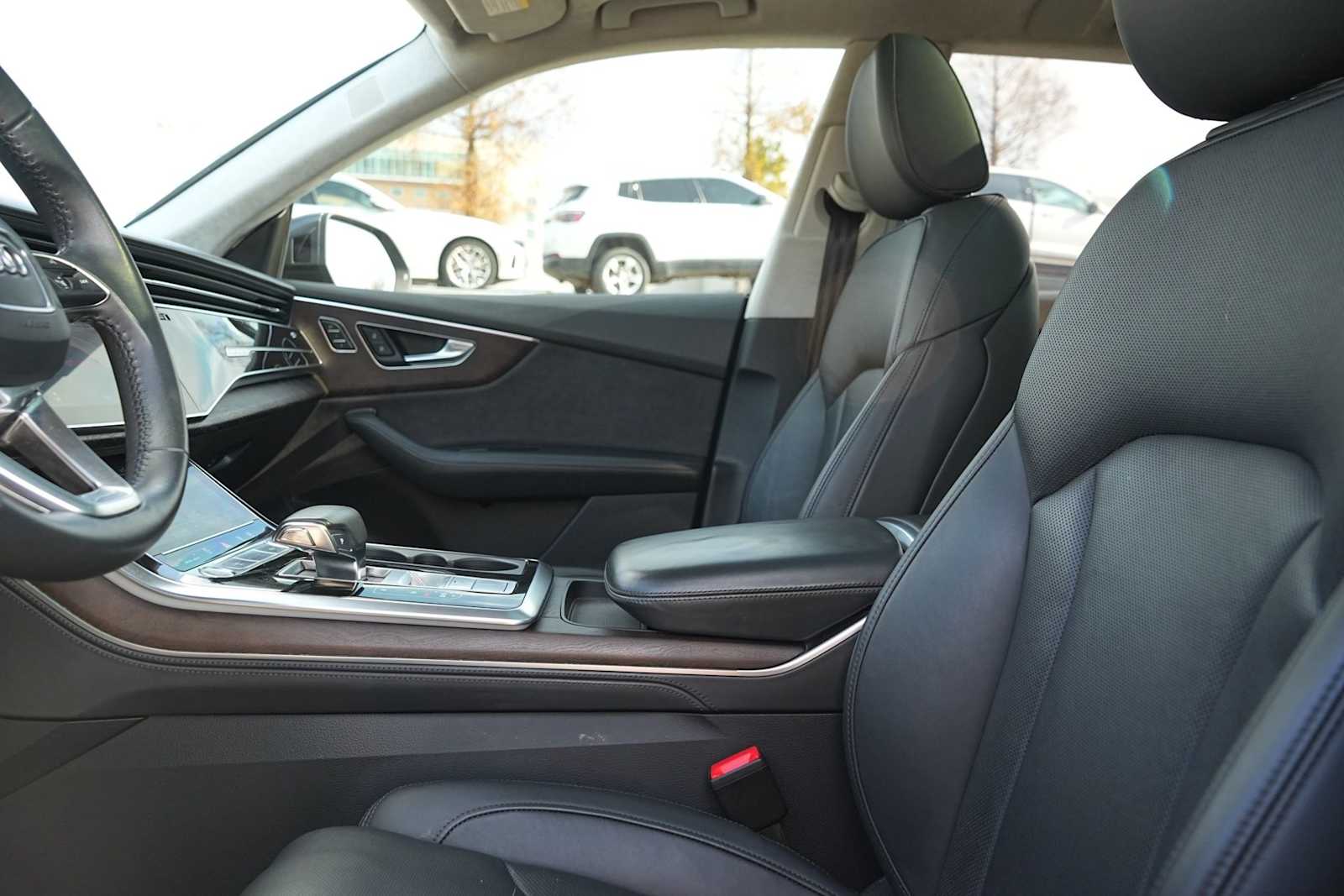 Thumbnail: 2019 Audi Q8 - 11