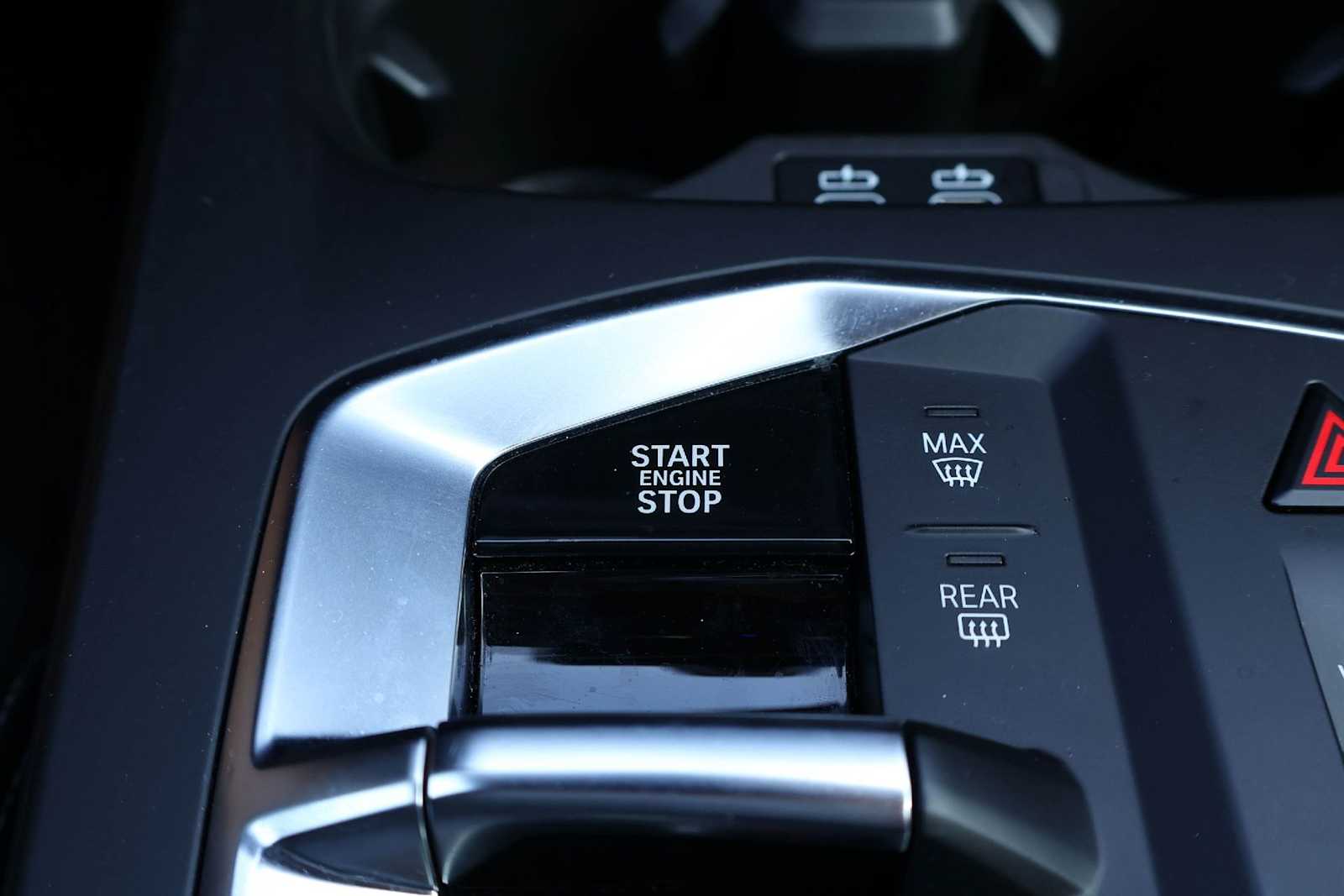 Thumbnail: 2025 BMW 2 Series - 25