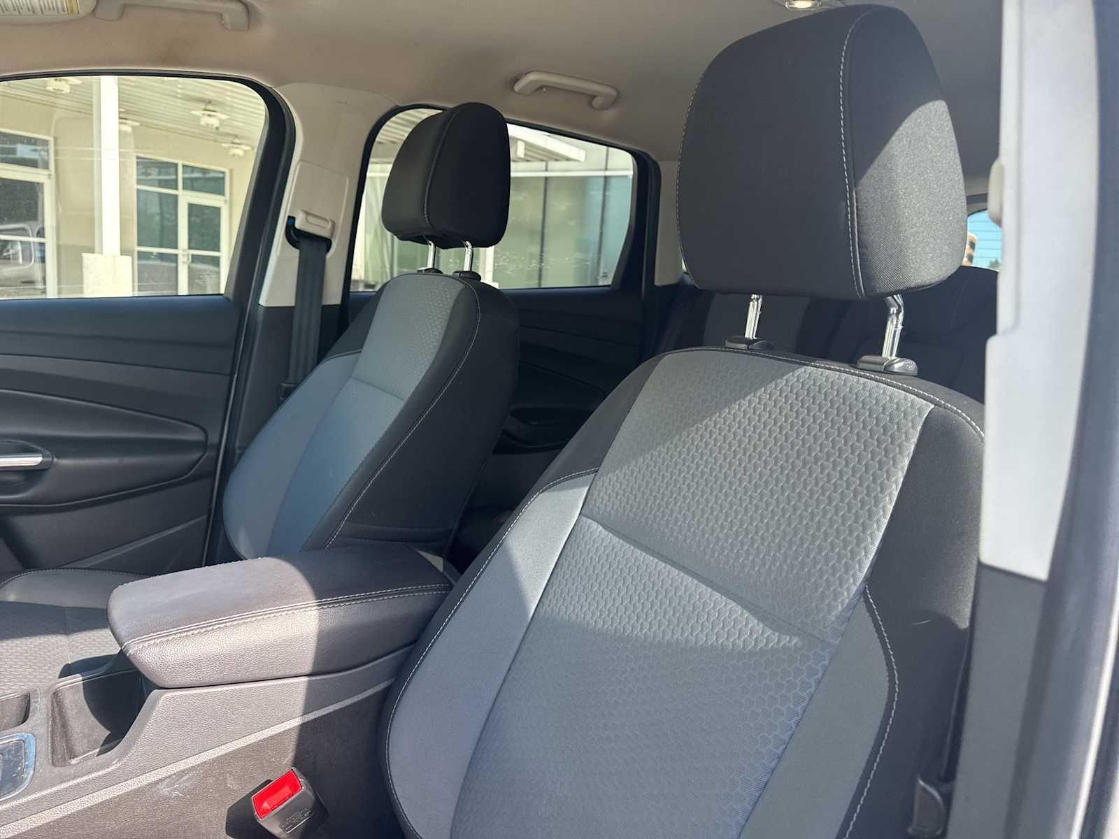 Thumbnail: 2017 Ford Escape - 8