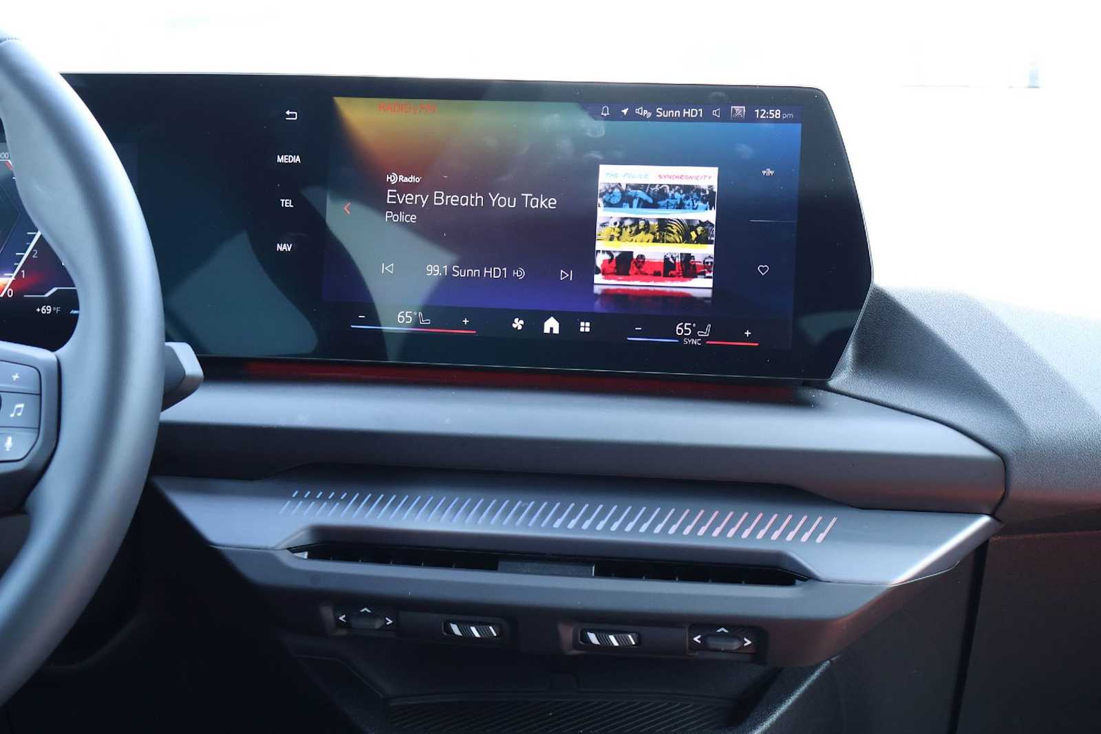 Thumbnail: 2025 BMW 2 Series - 16