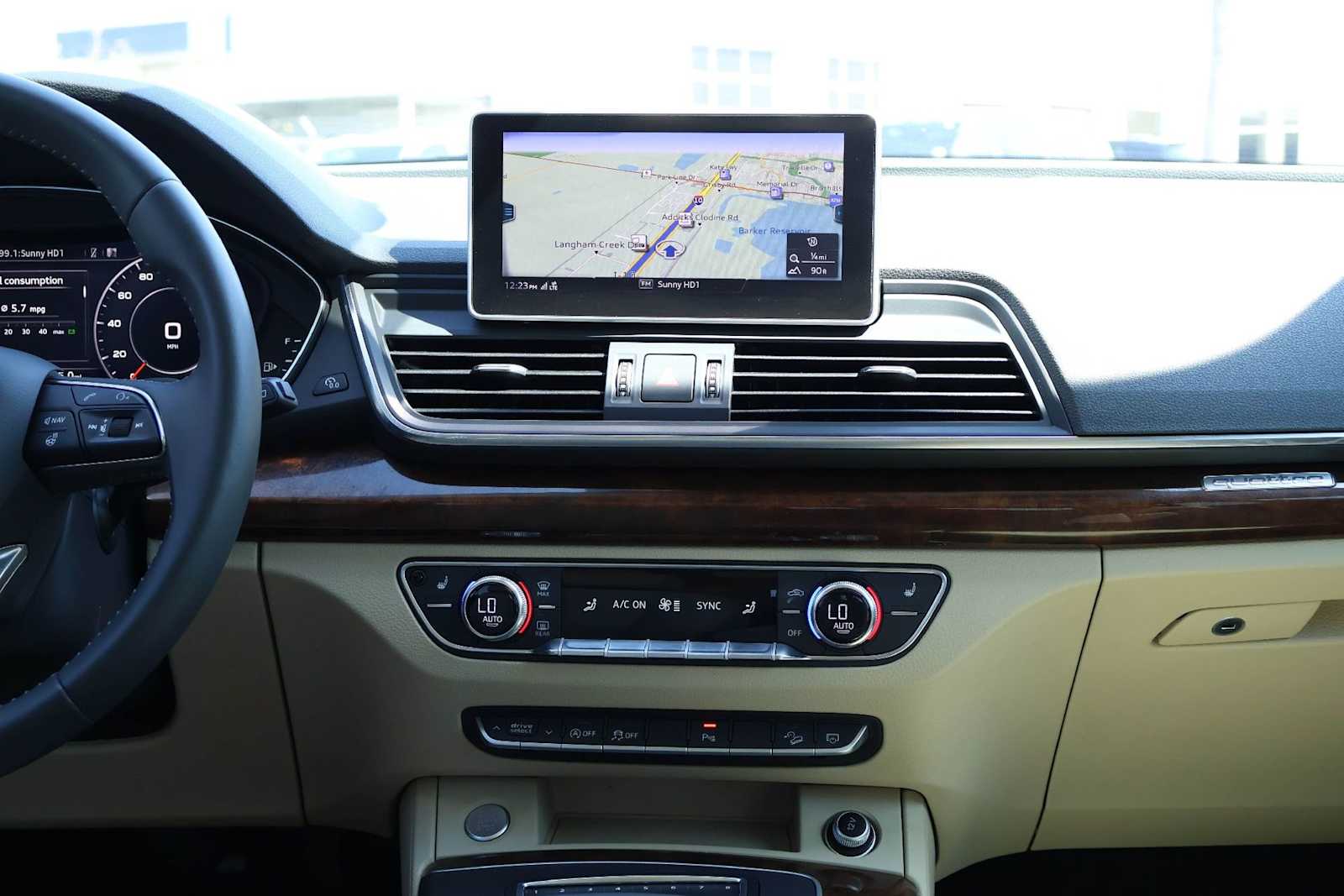 Thumbnail: 2018 Audi Q5 - 16