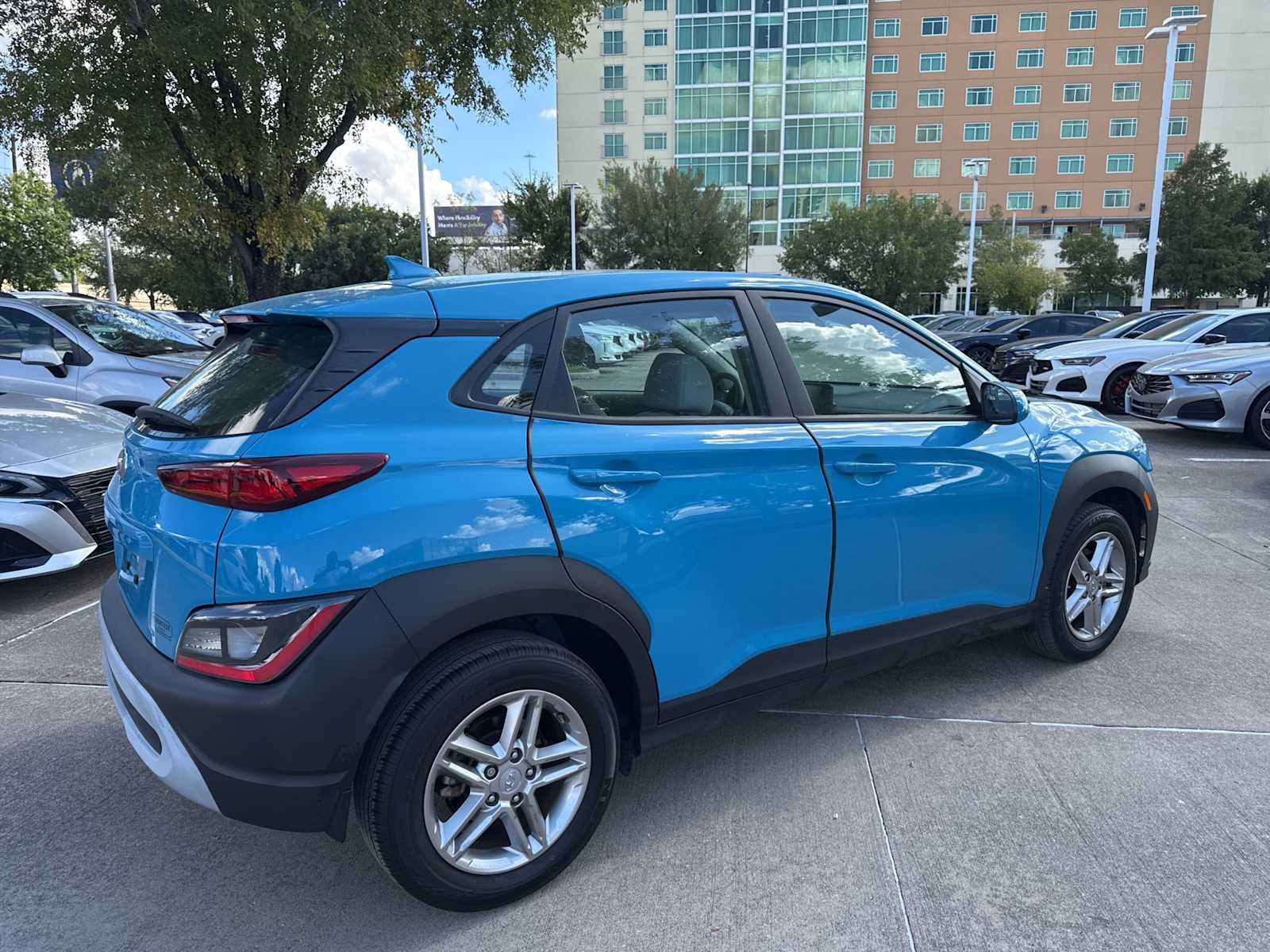 Thumbnail: 2022 Hyundai Kona - 5