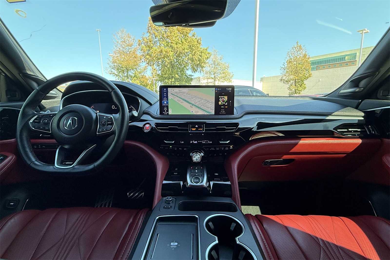 Thumbnail: 2025 Acura MDX - 10