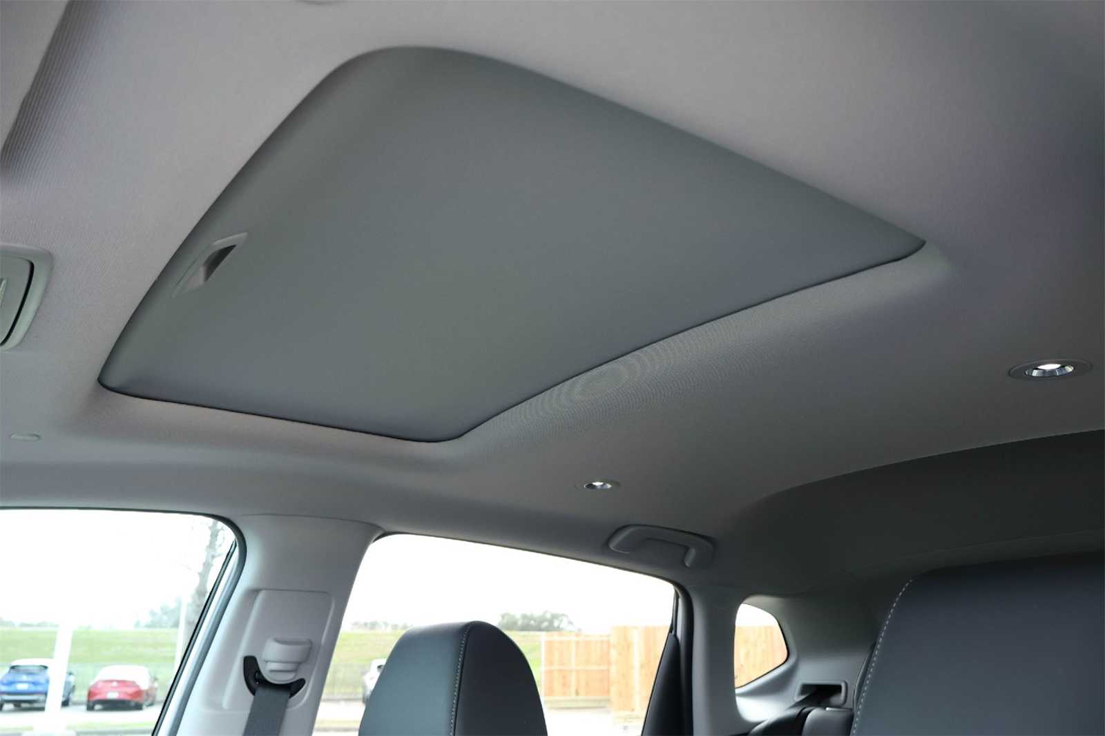 Thumbnail: 2025 Acura ADX - 28