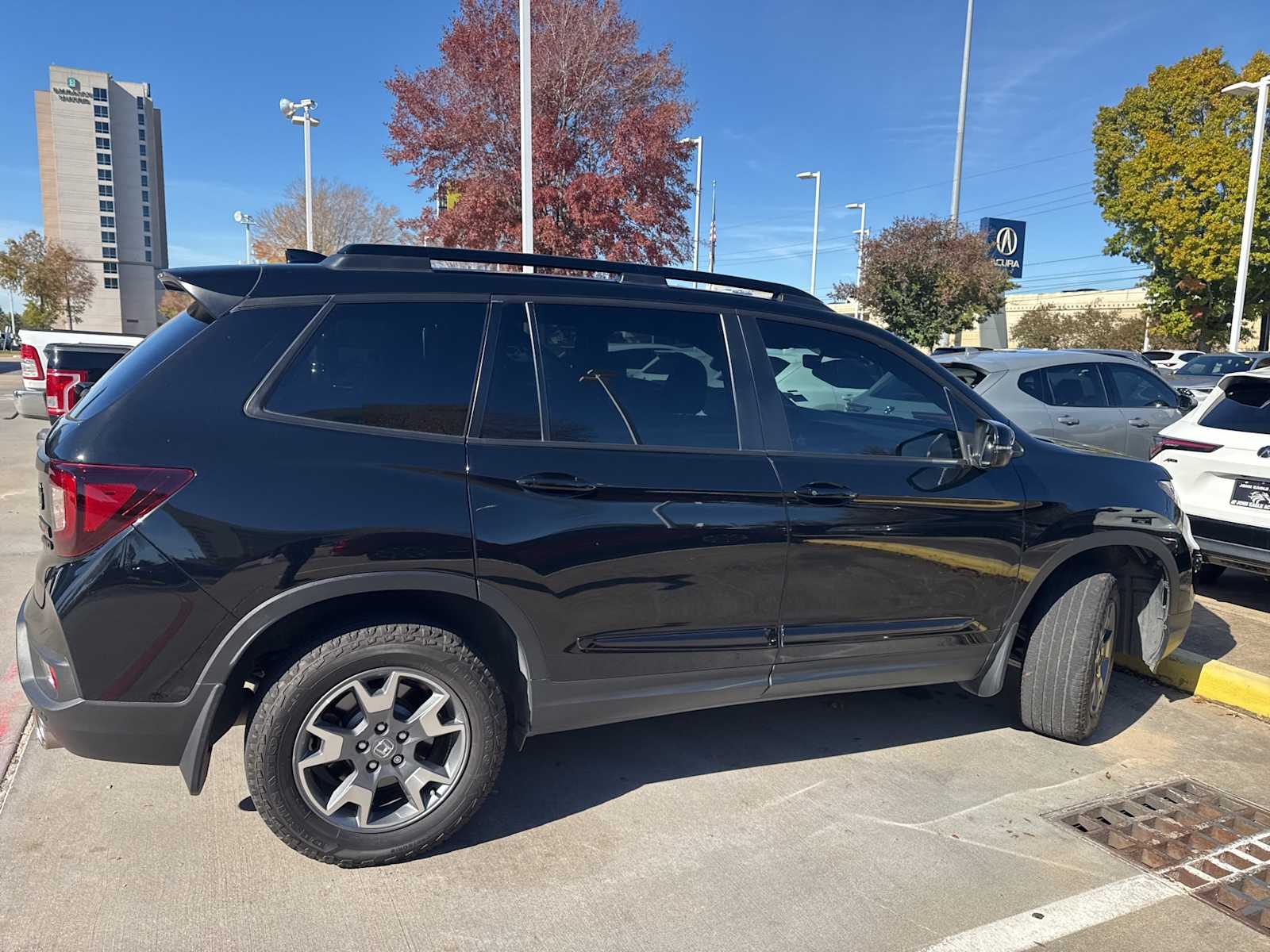 Thumbnail: 2023 Honda Passport - 4