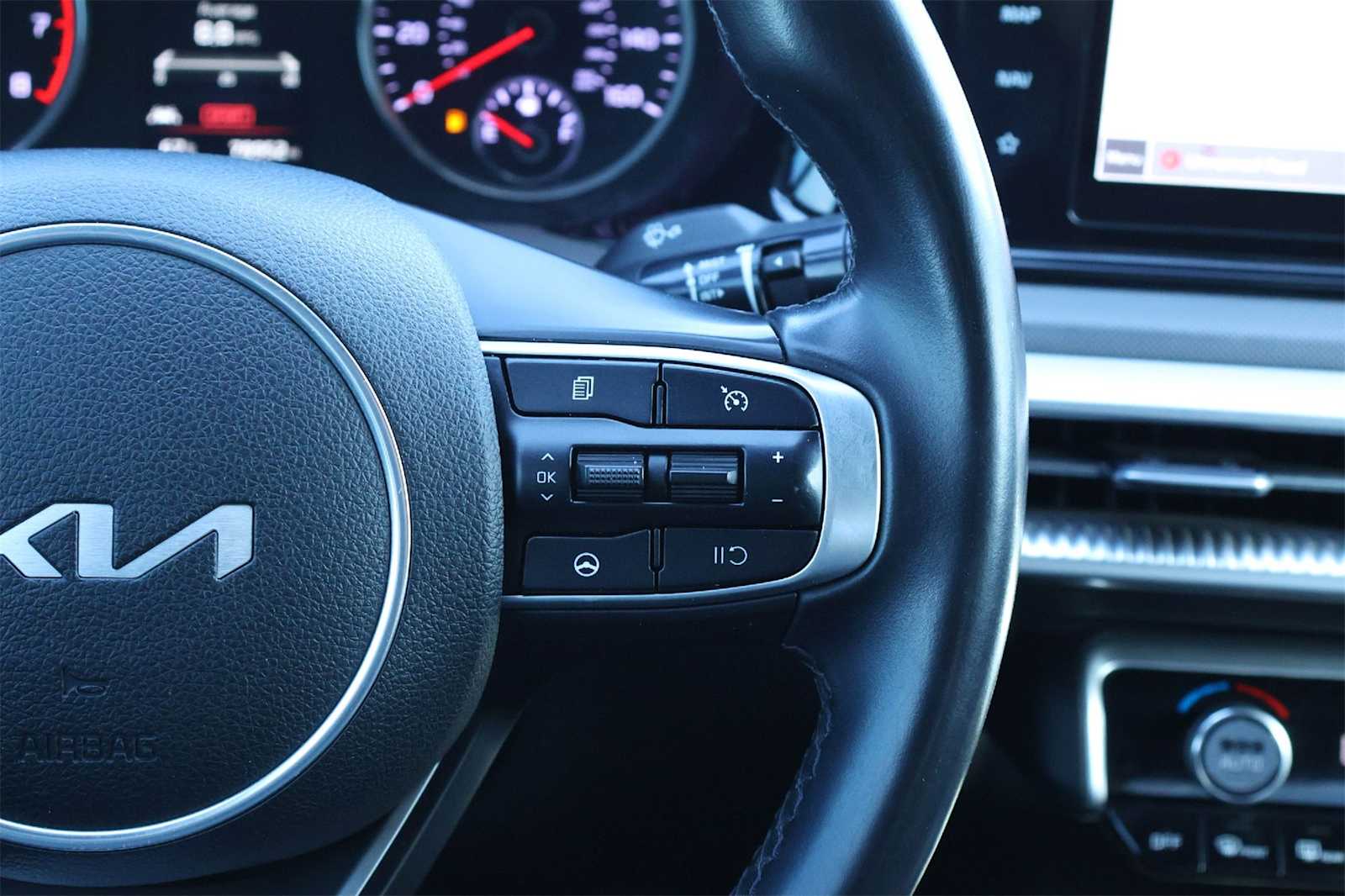 Thumbnail: 2022 Kia K5 - 23