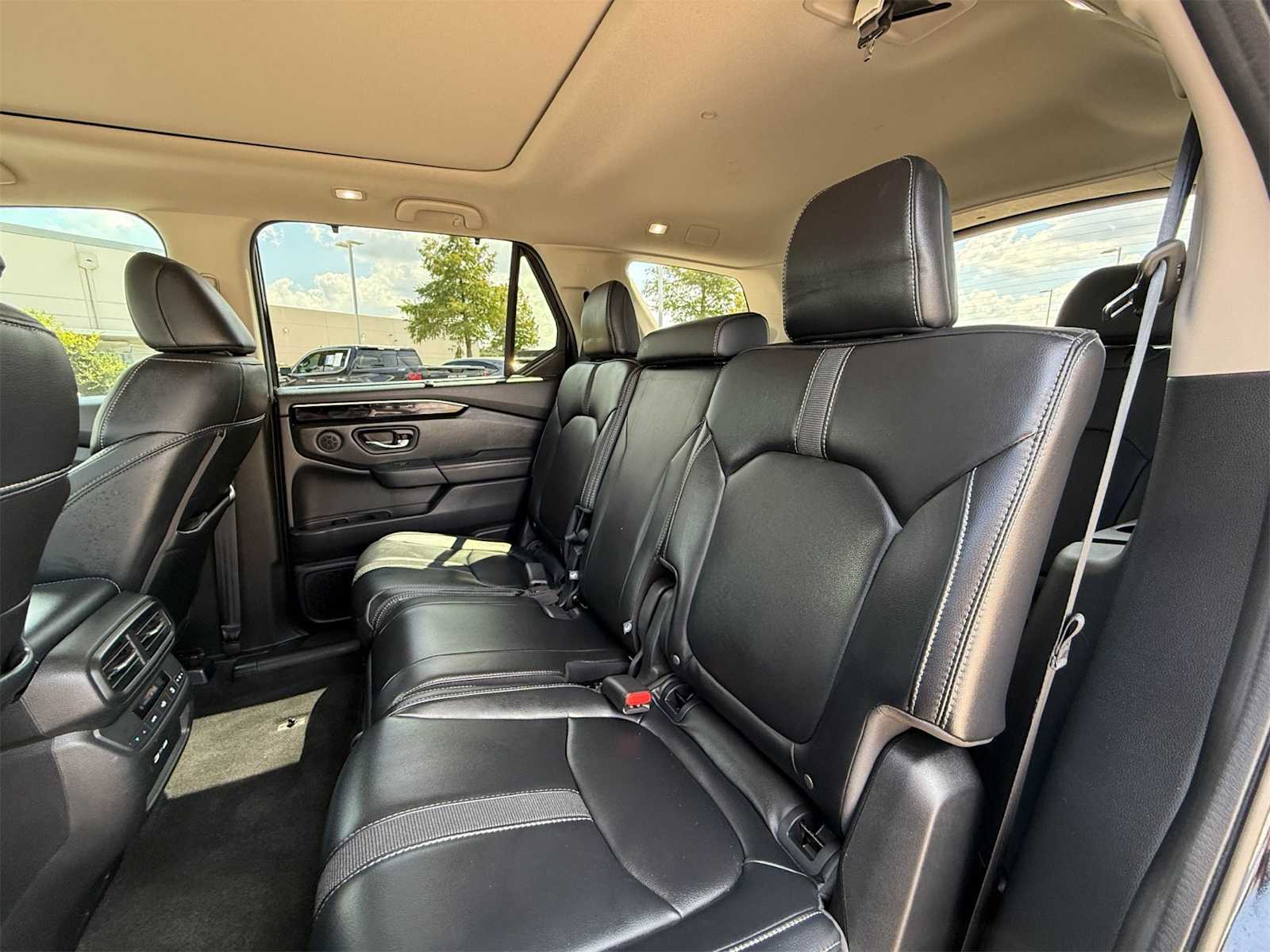 Thumbnail: 2023 Honda Pilot - 13