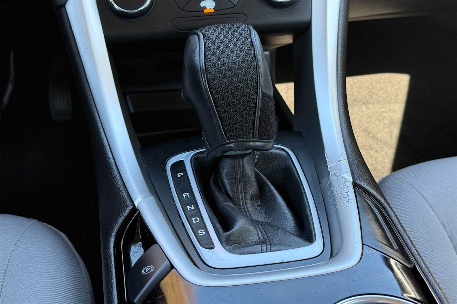 Thumbnail: 2014 Ford Fusion - 17