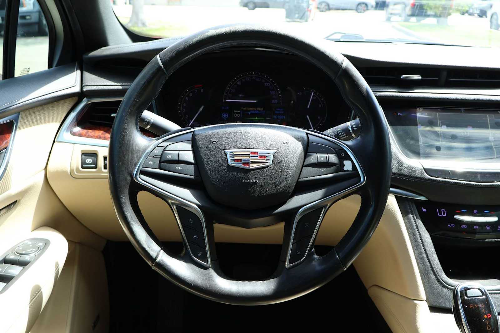 Thumbnail: 2018 Cadillac XT5 - 15