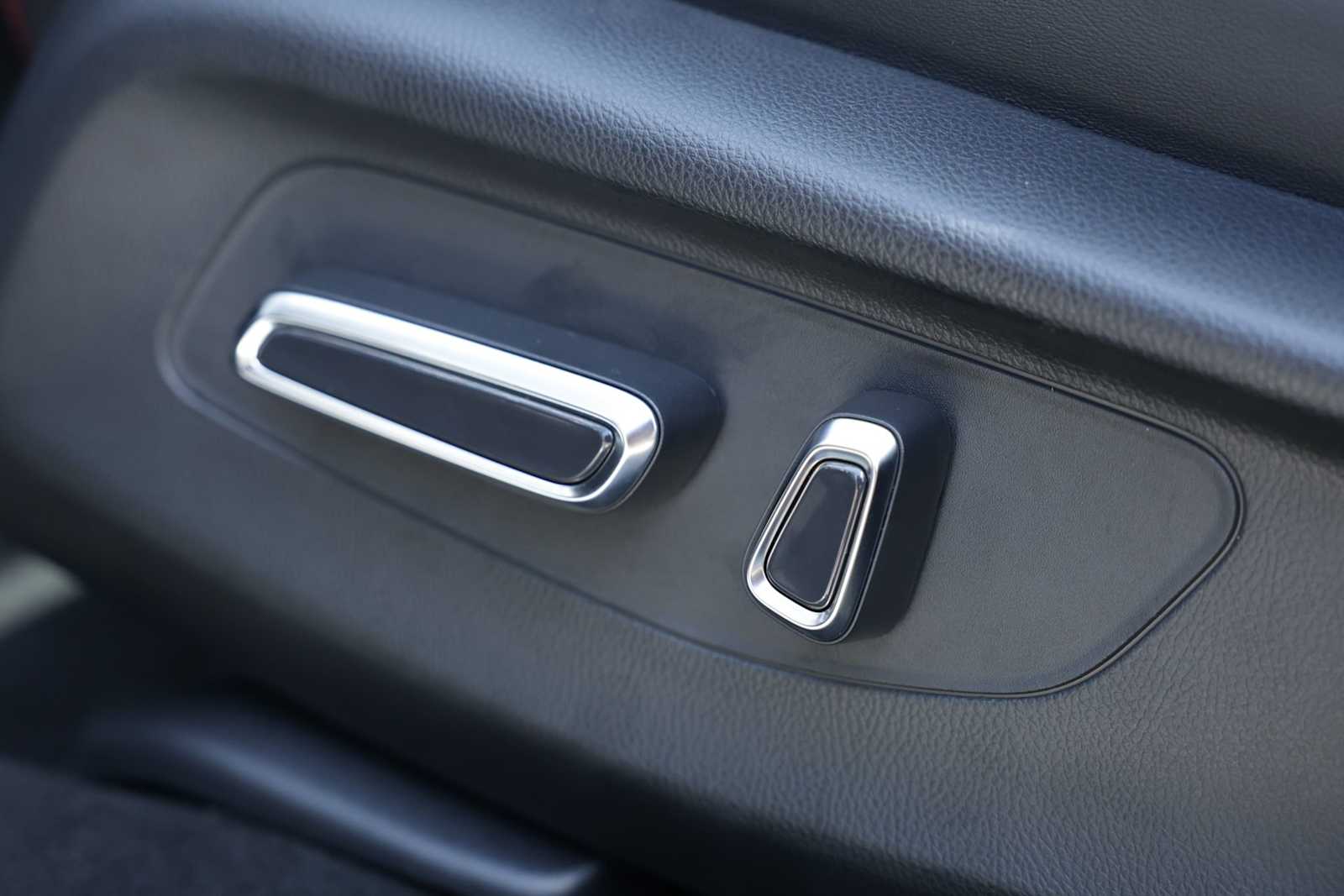 Thumbnail: 2025 Acura ADX - 24