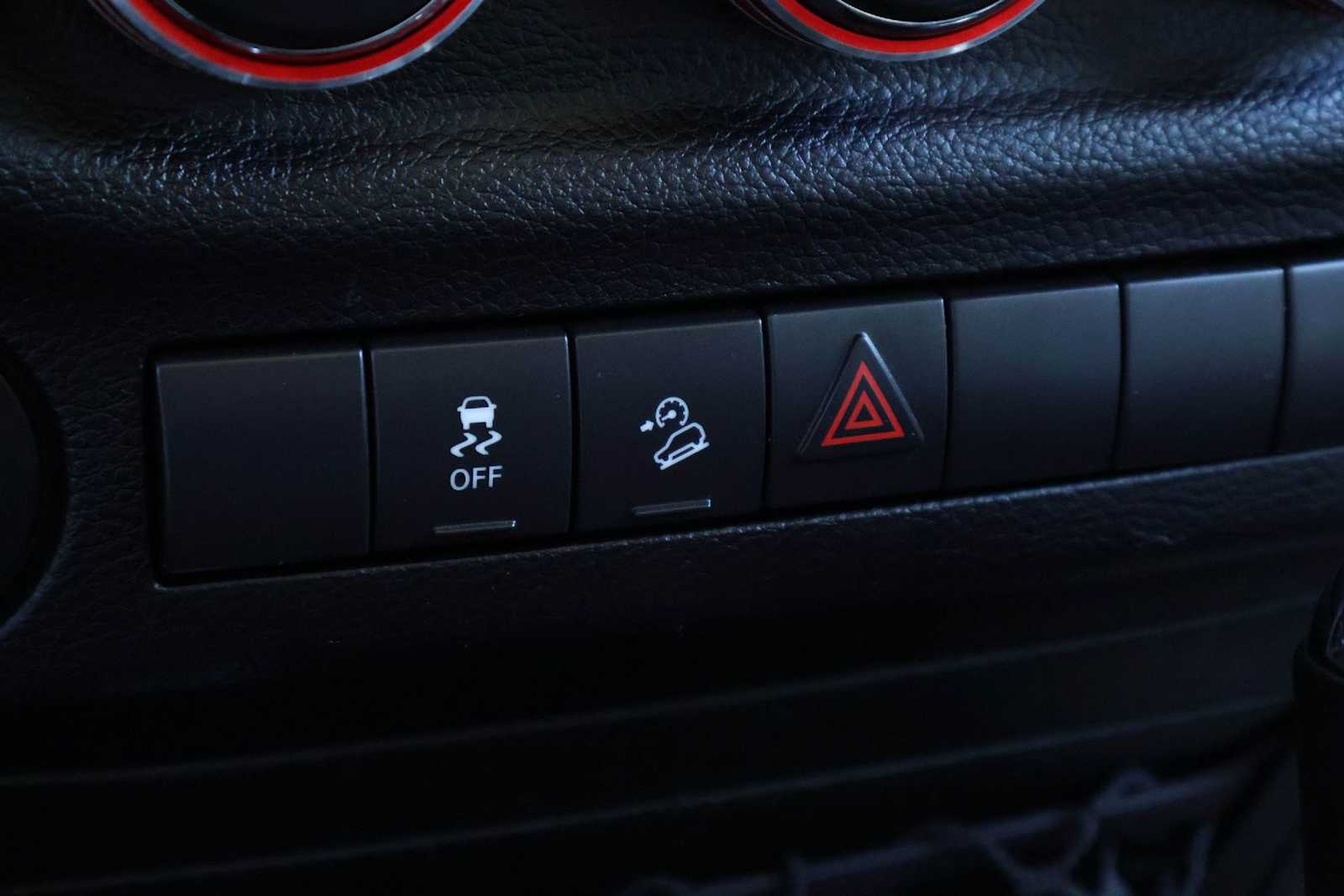 Thumbnail: 2016 Jeep Wrangler - 25