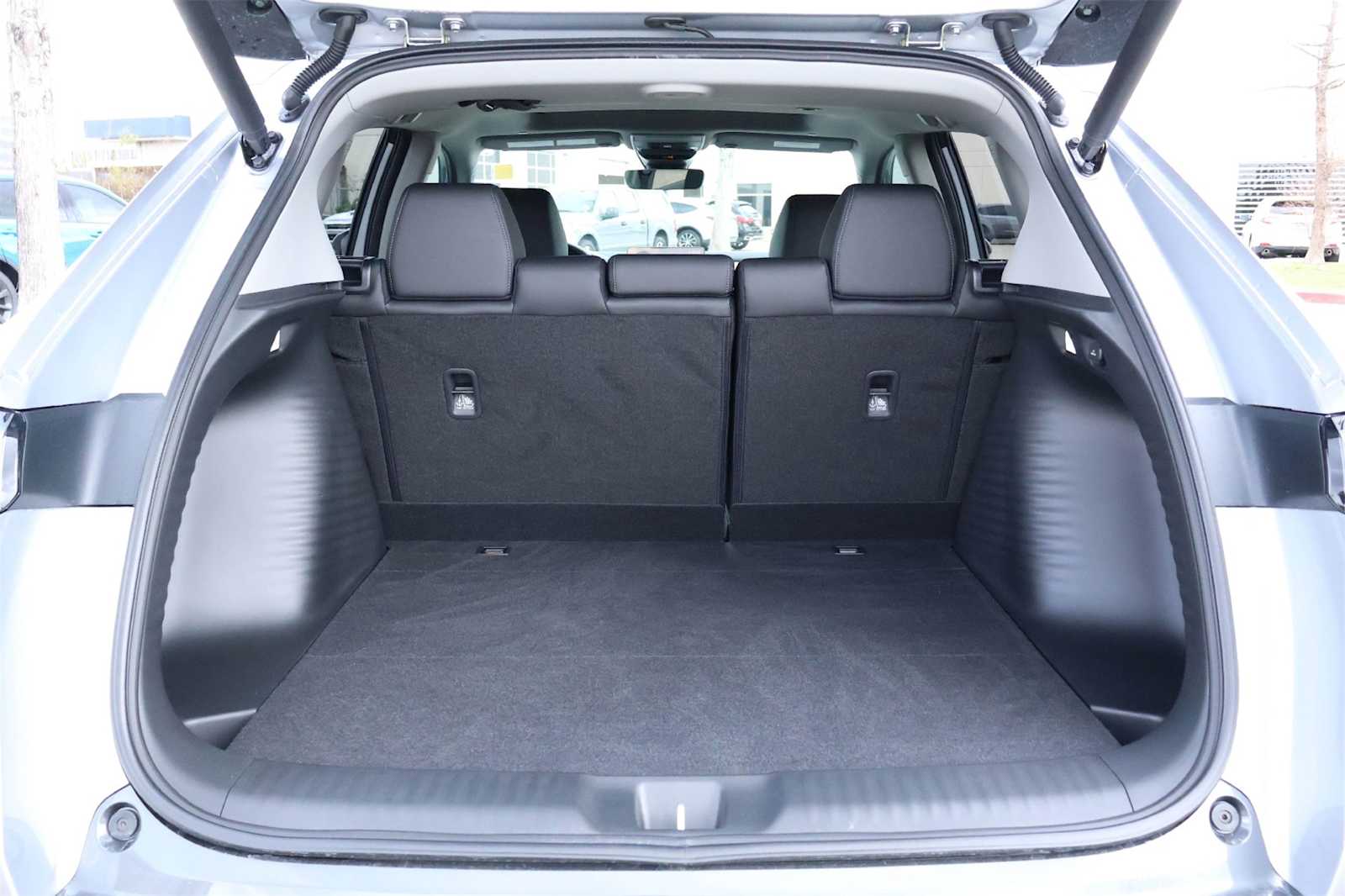 Thumbnail: 2025 Acura ADX - 19