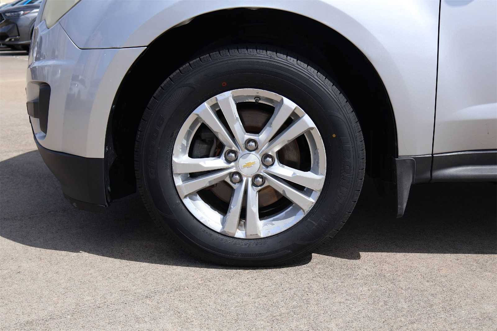 Thumbnail: 2015 Chevrolet Equinox - 8