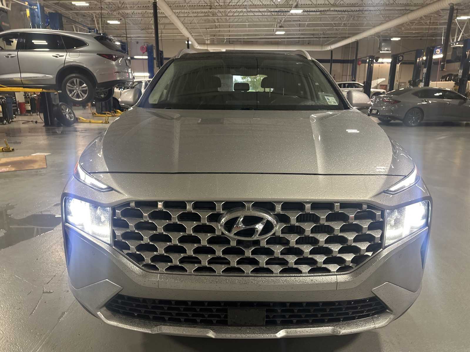 Thumbnail: 2022 Hyundai Santa Fe - 2