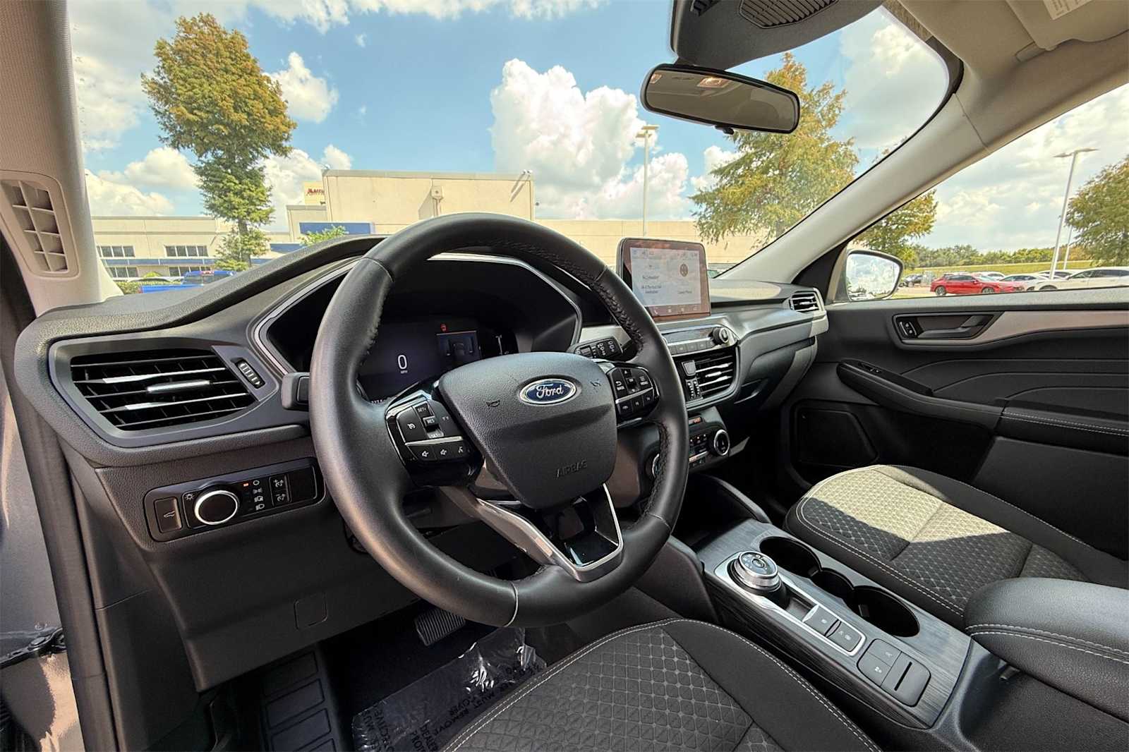 Thumbnail: 2023 Ford Escape - 2