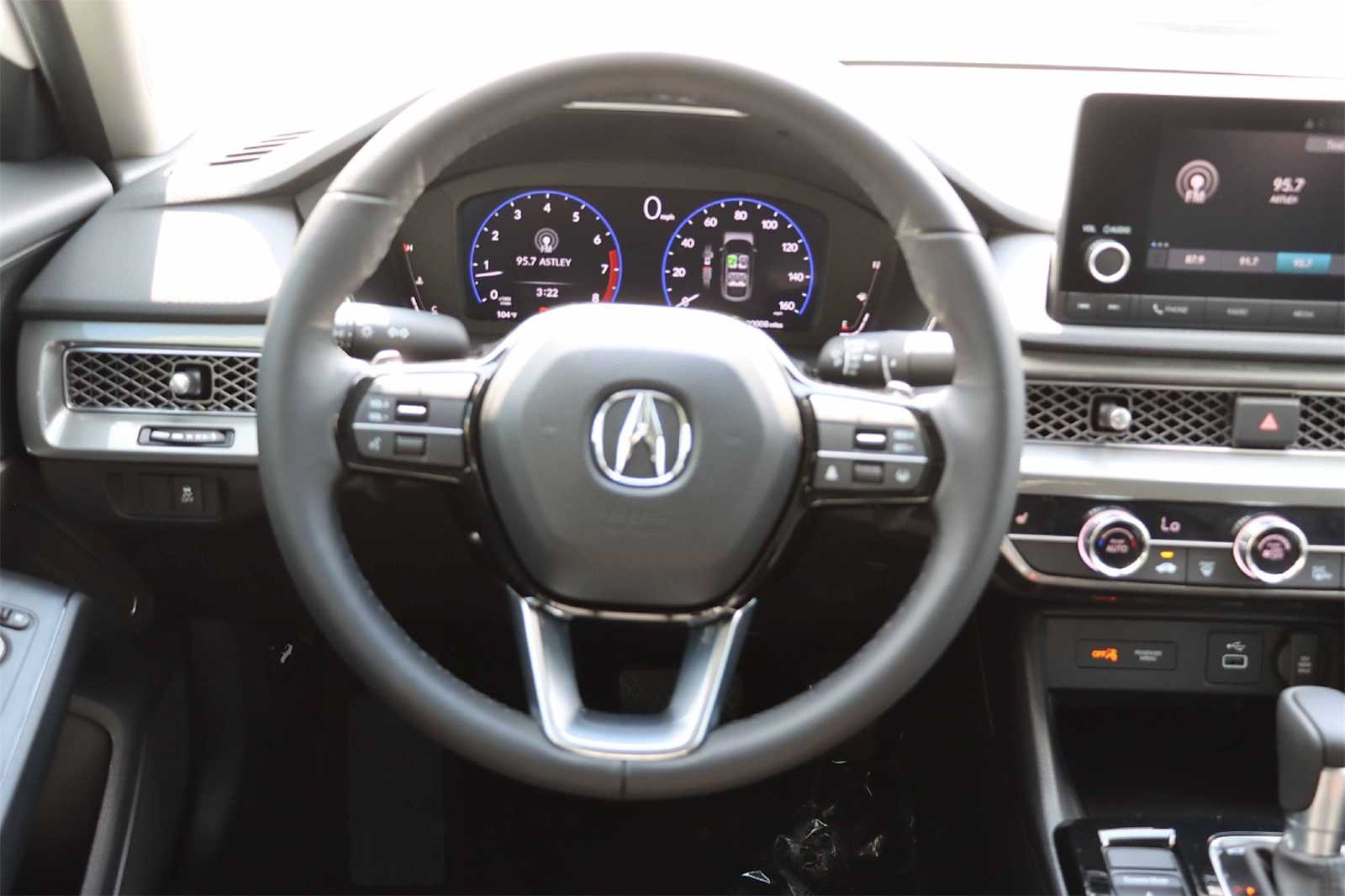 Thumbnail: 2025 Acura Integra - 15