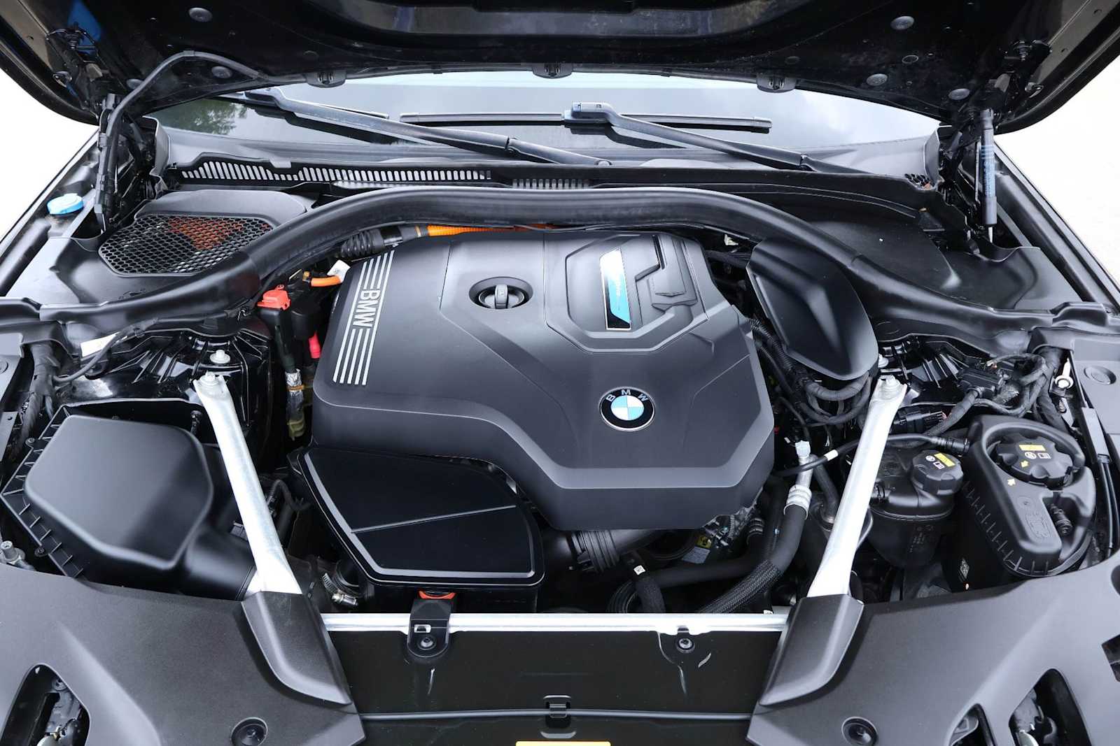 Thumbnail: 2023 BMW 5 Series - 8