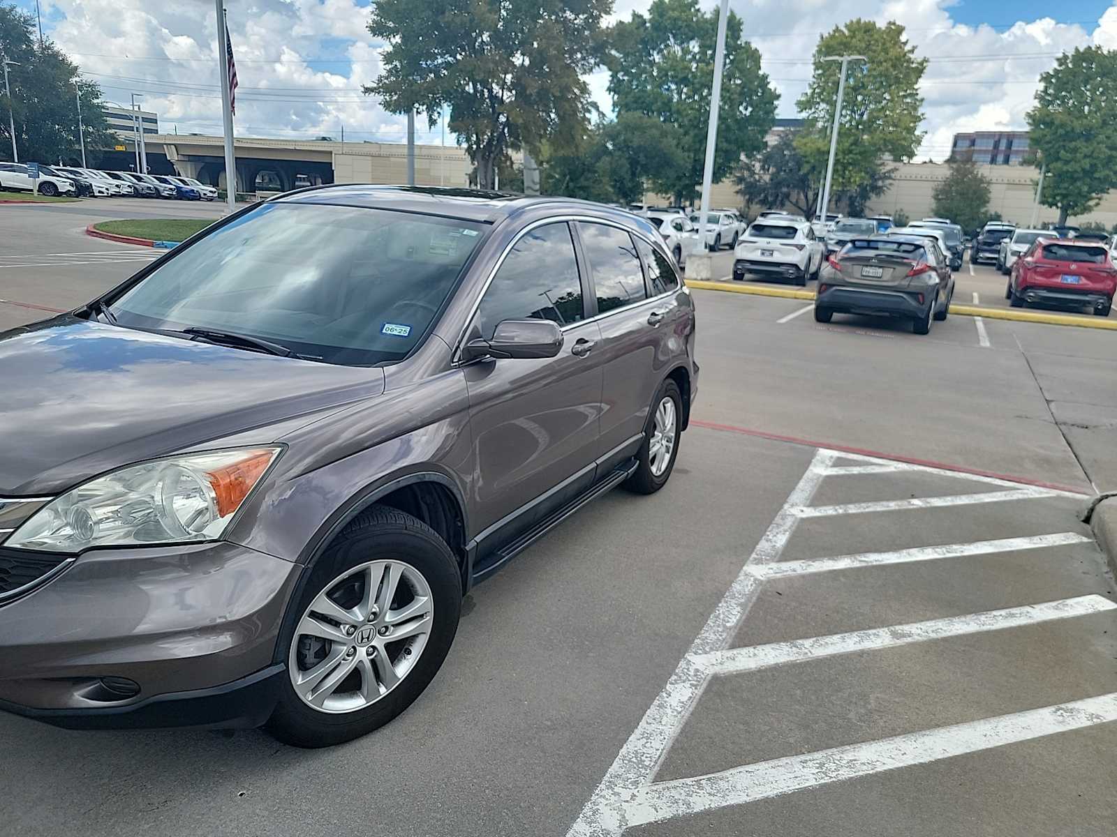 Thumbnail: 2011 Honda CR-V - 1