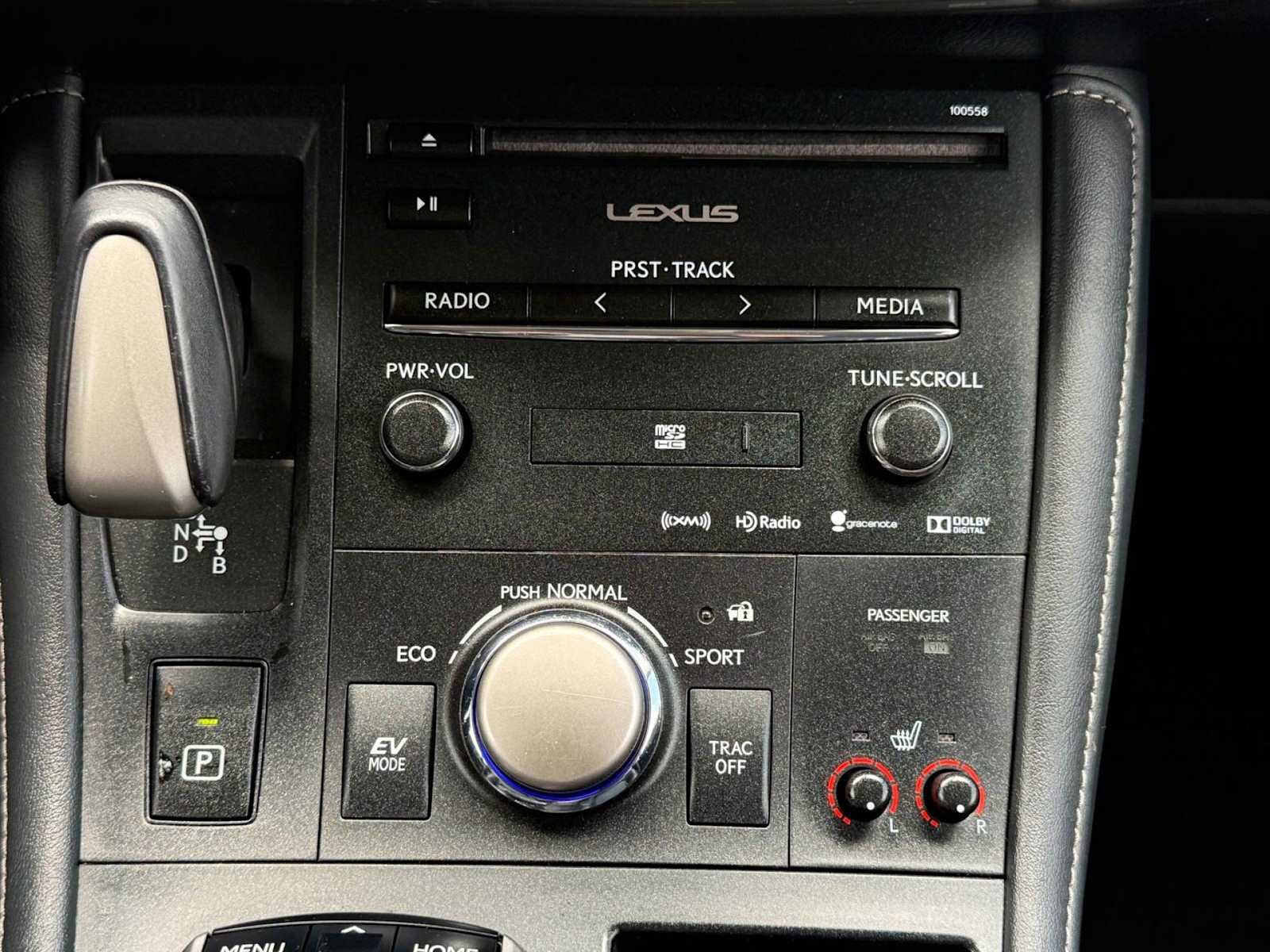 Thumbnail: 2015 Lexus CT - 25
