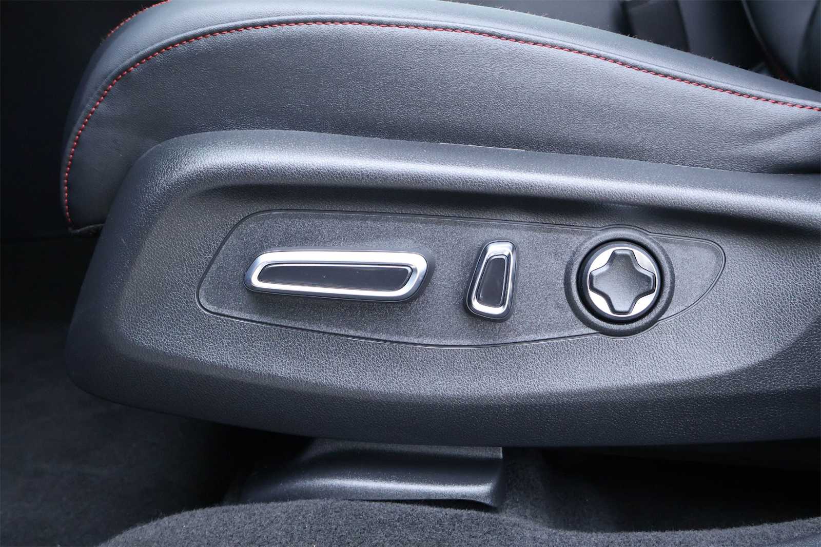 Thumbnail: 2025 Acura ADX - 24