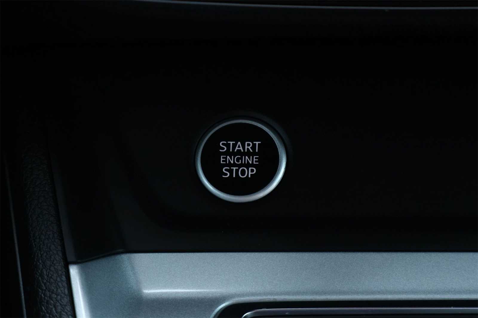 Thumbnail: 2022 Audi Q3 - 25